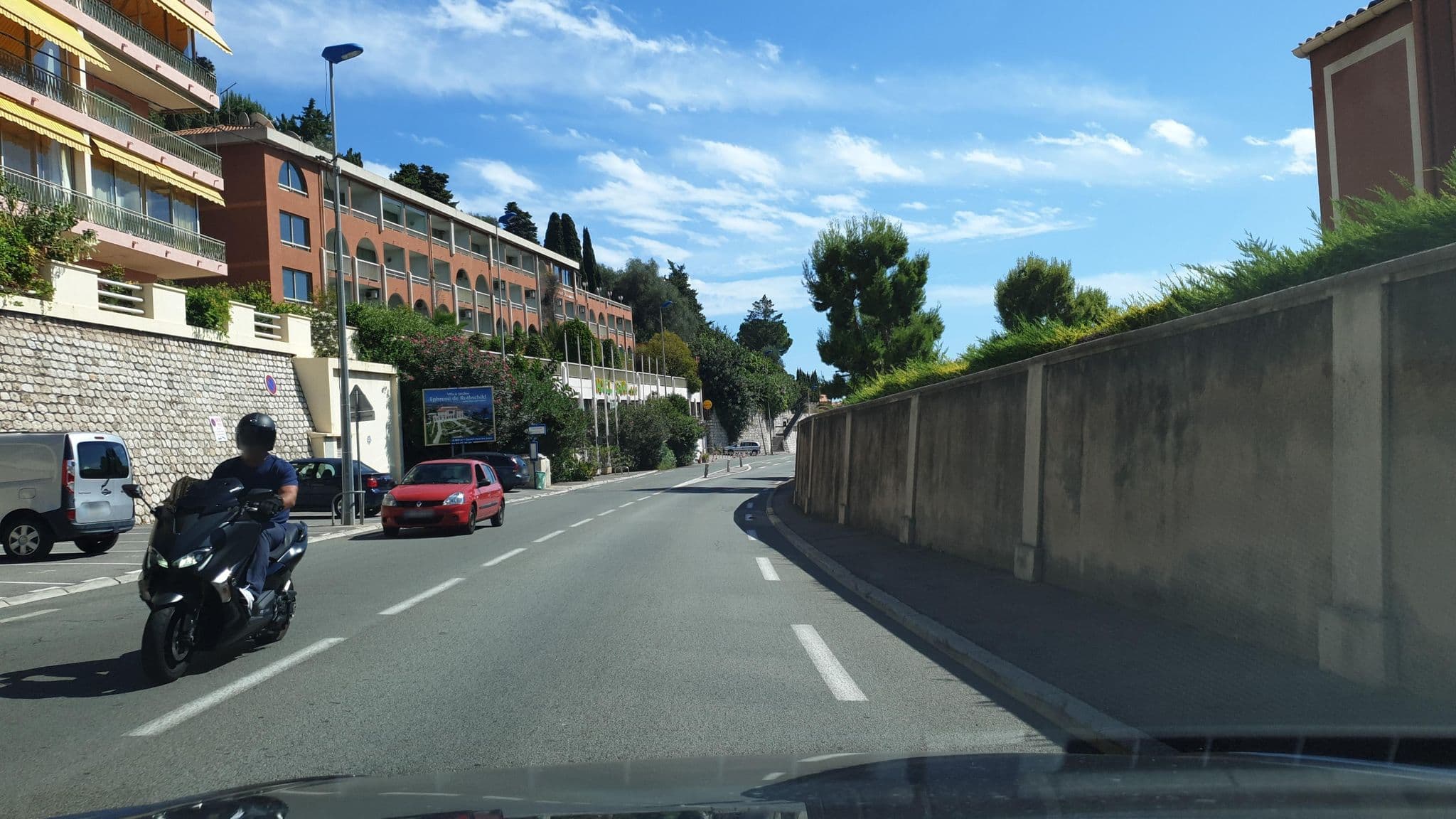 Street view near Résidence L'Ange gardien Pierre & Vacances, Beaulieu-sur-Mer — © jopparn (CC BY-SA · Mapillary)