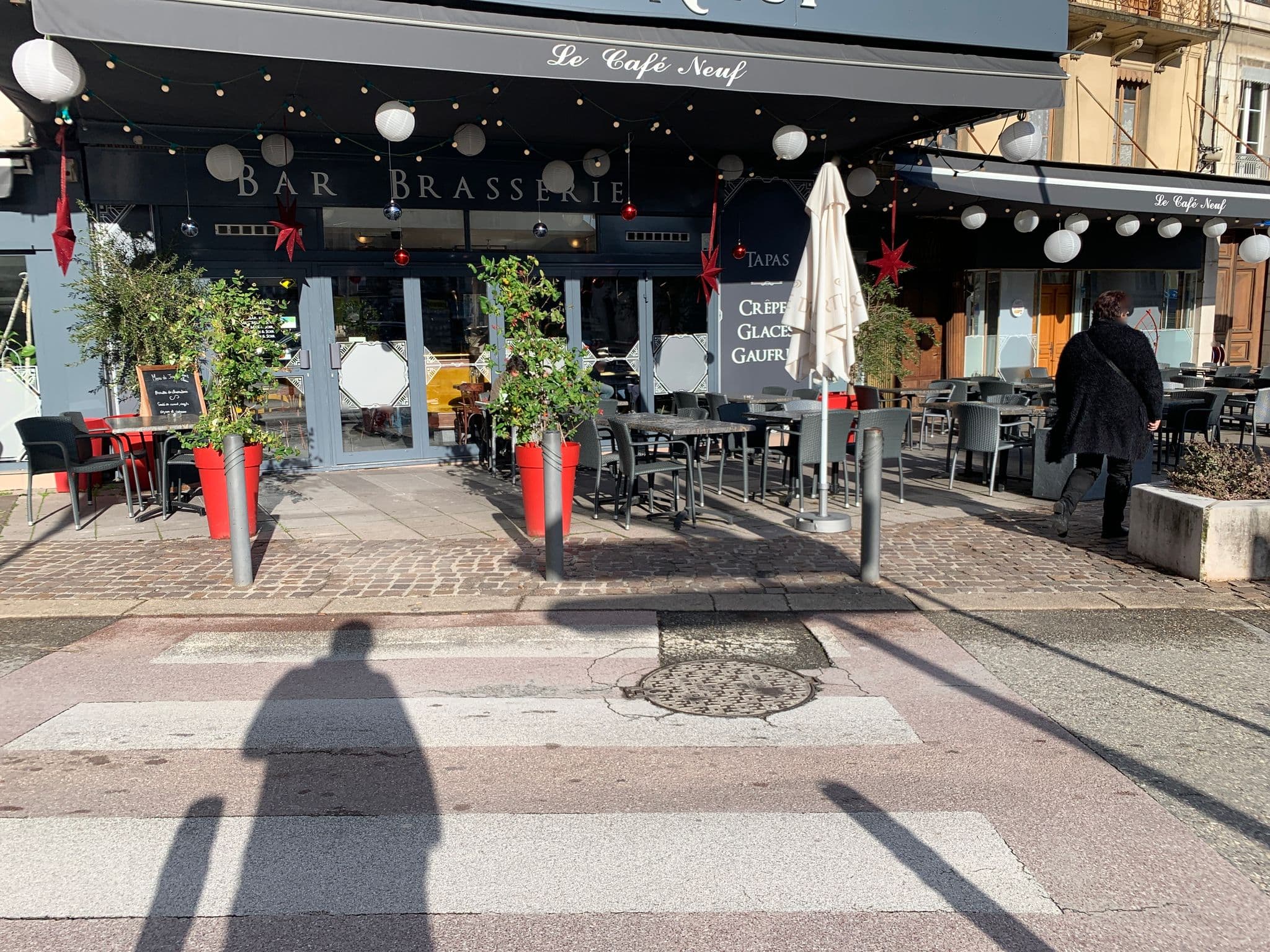 Street view near Hotel Le Bugey, Belley — © thepriben (CC BY-SA · Mapillary)