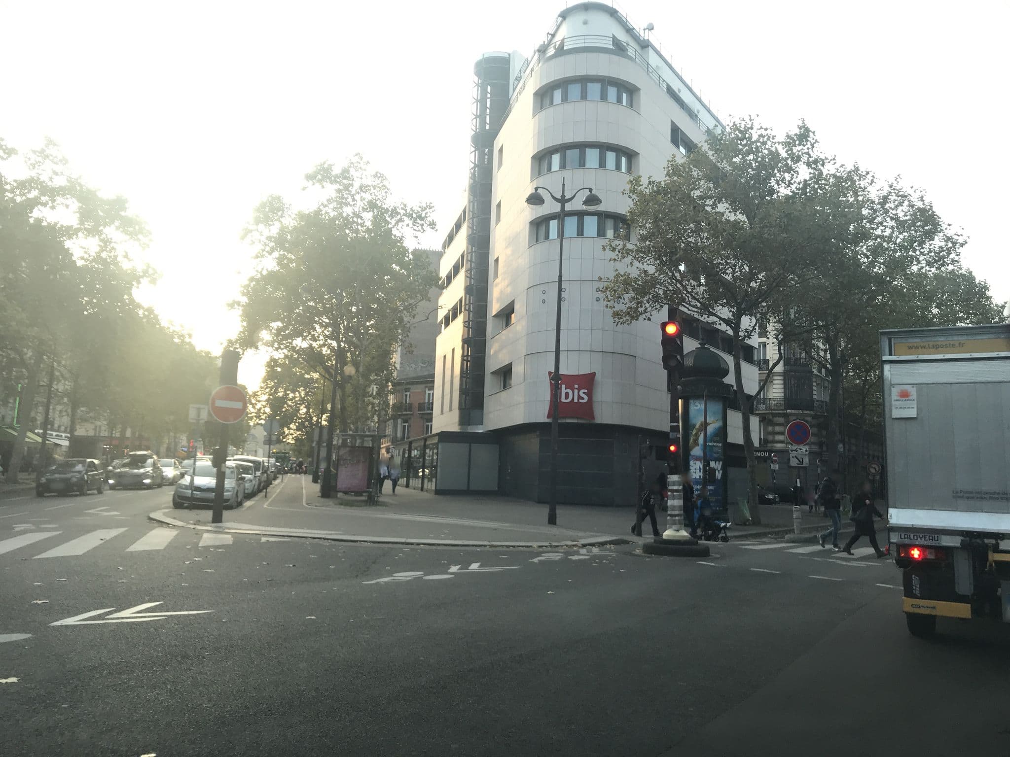 Street view near HOTEL PRINCE ALBERT GARE DE LYON, Quinze-Vingts — © unmap (CC BY-SA · Mapillary)