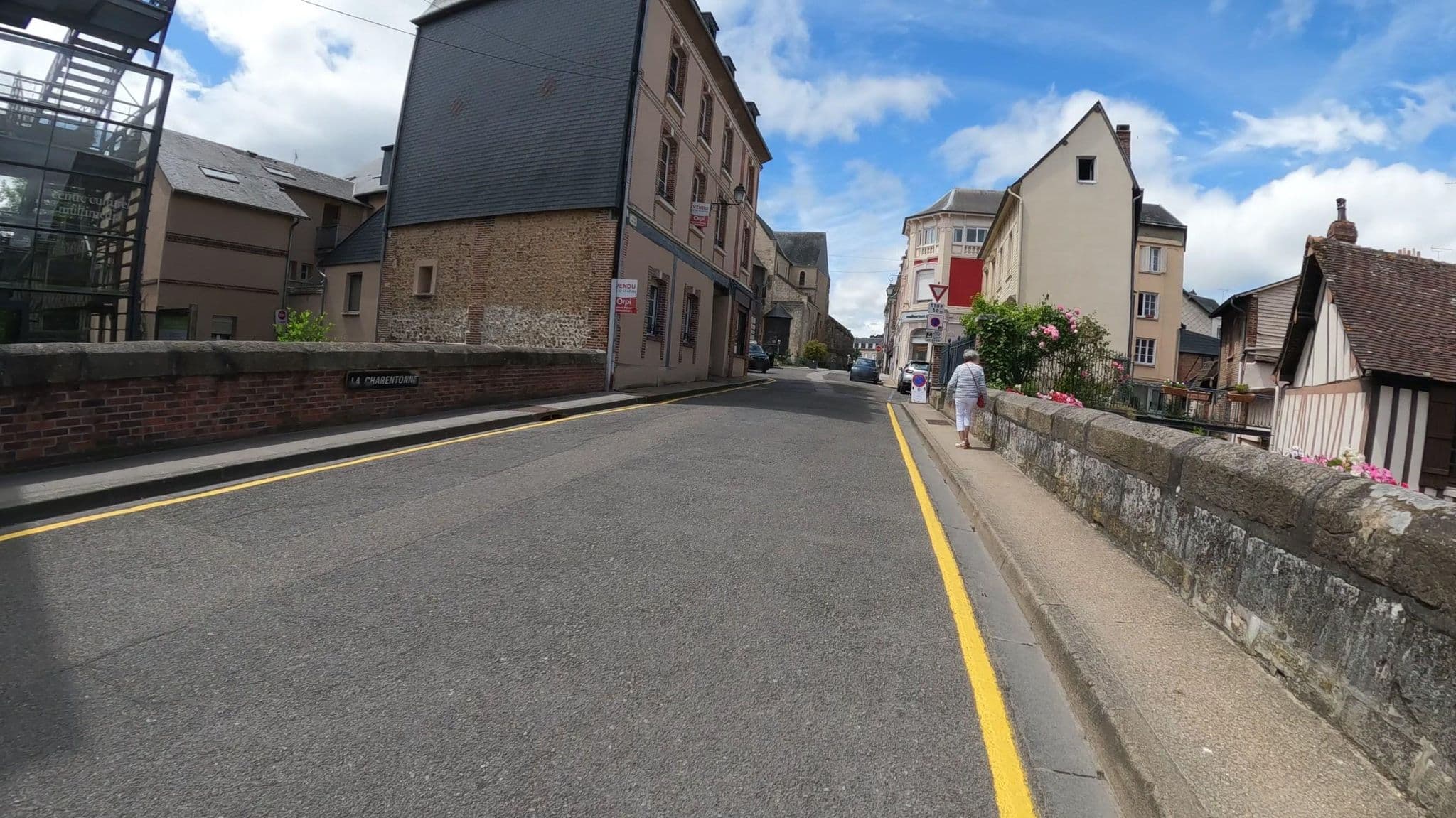 Street view near Maison Léontine, Bernay — © Nzau (CC BY-SA · Mapillary)