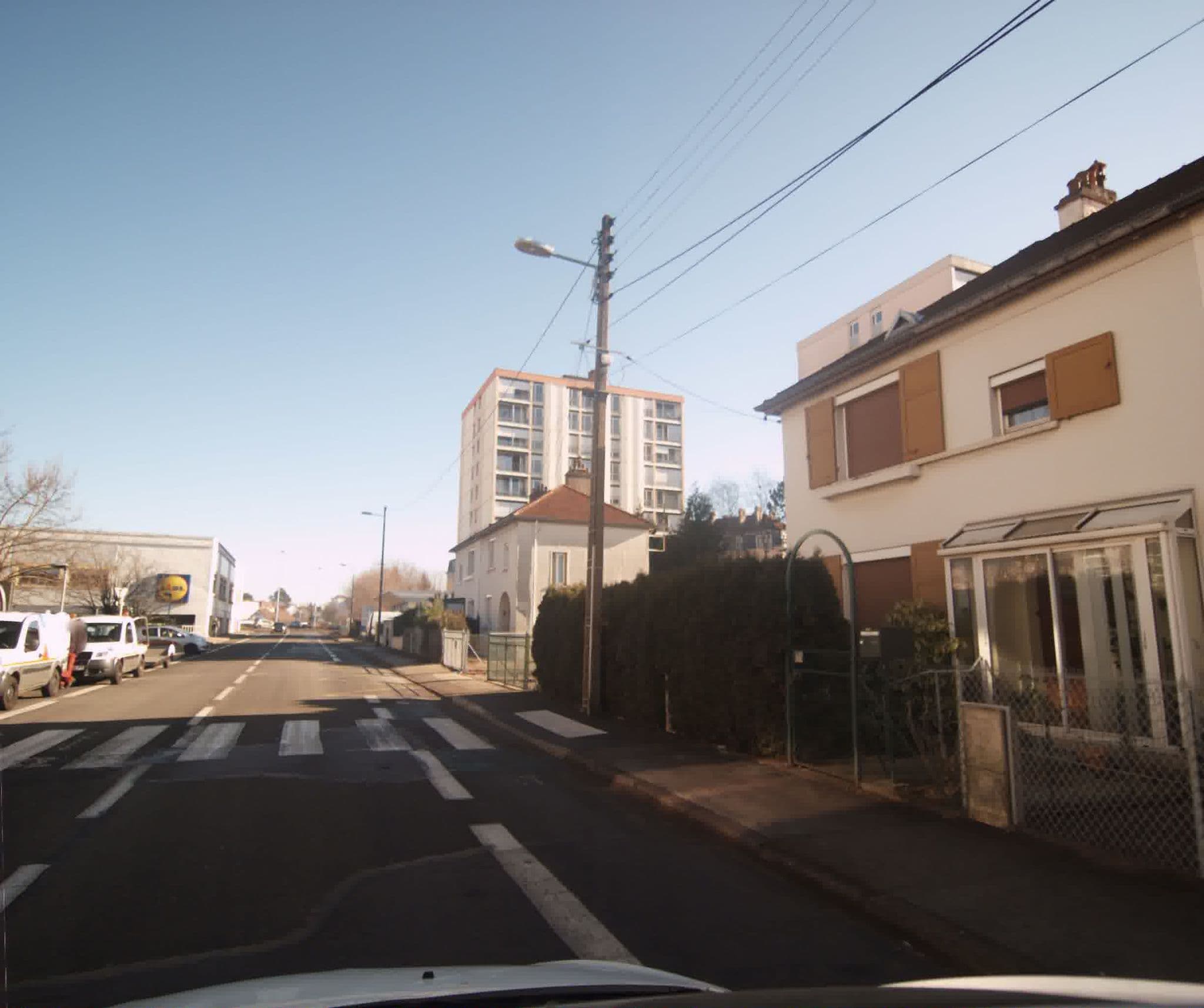 Street view near Le coquet: chez maguy, Besançon — © sogefi (CC BY-SA · Mapillary)