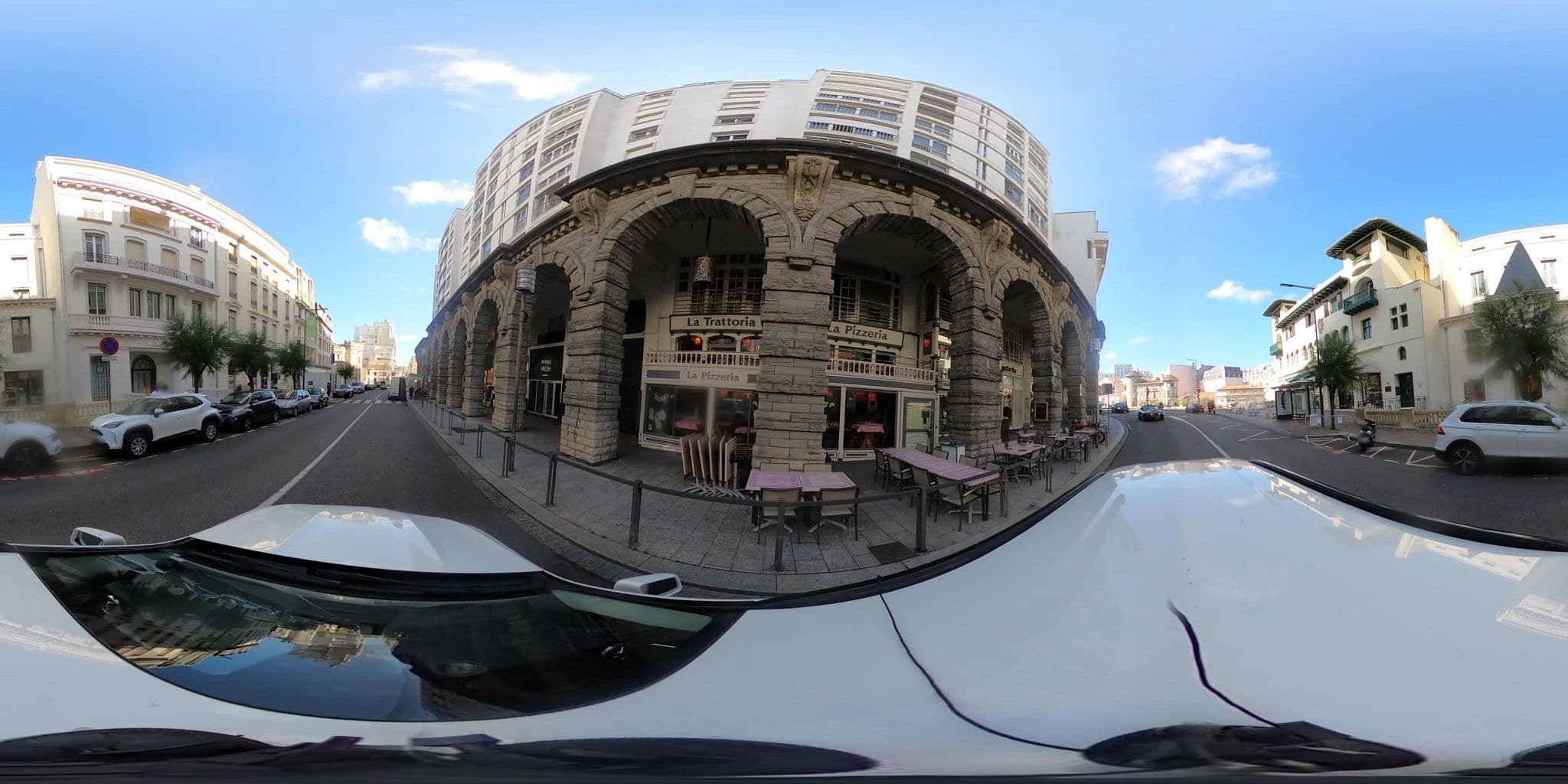 Street view near La Suite, Biarritz — © sanjorgepinho (CC BY-SA · Mapillary)