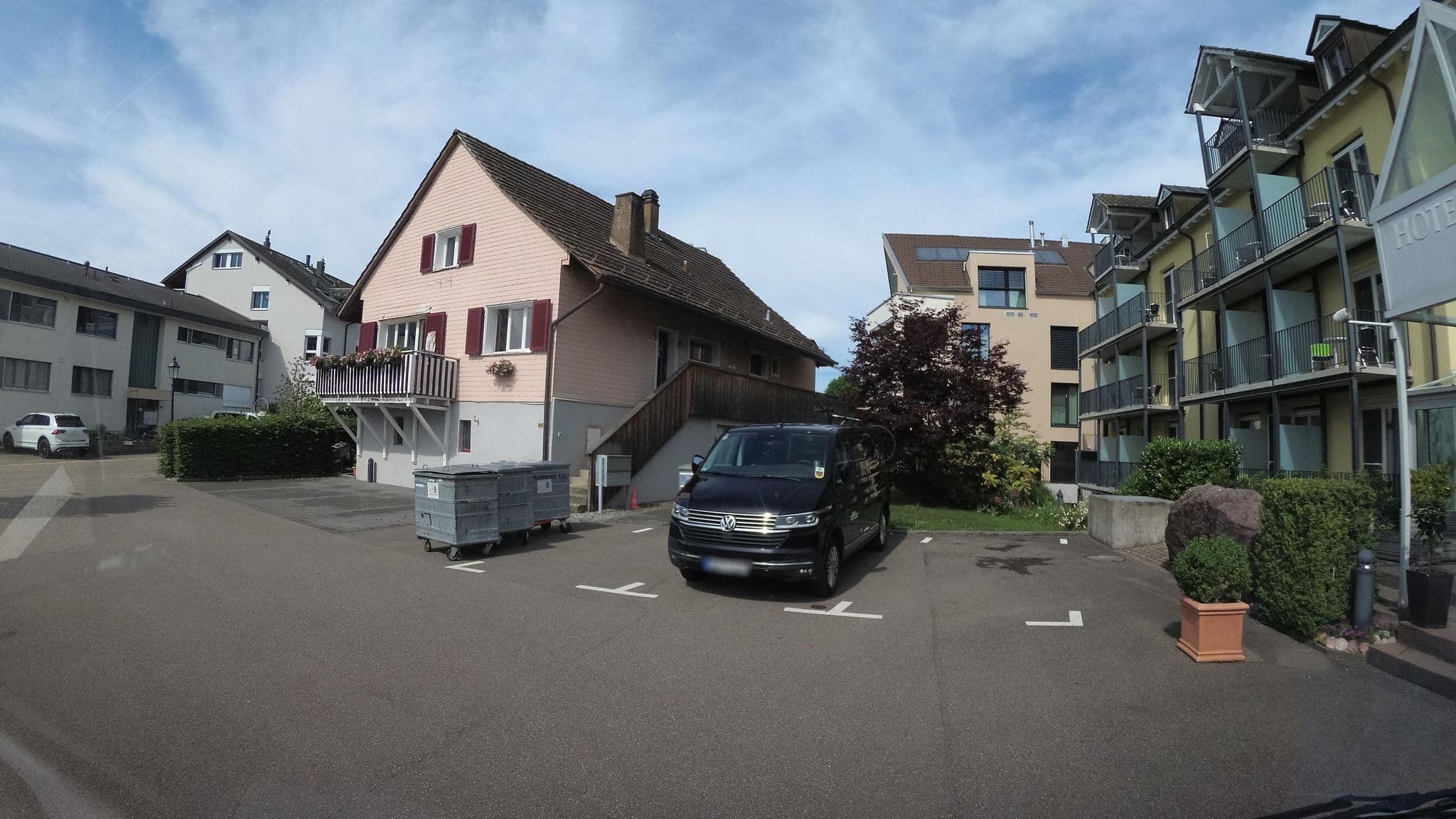 Street view near Hotel Rössli, Rapperswil — © teddy73 (CC BY-SA · Mapillary)