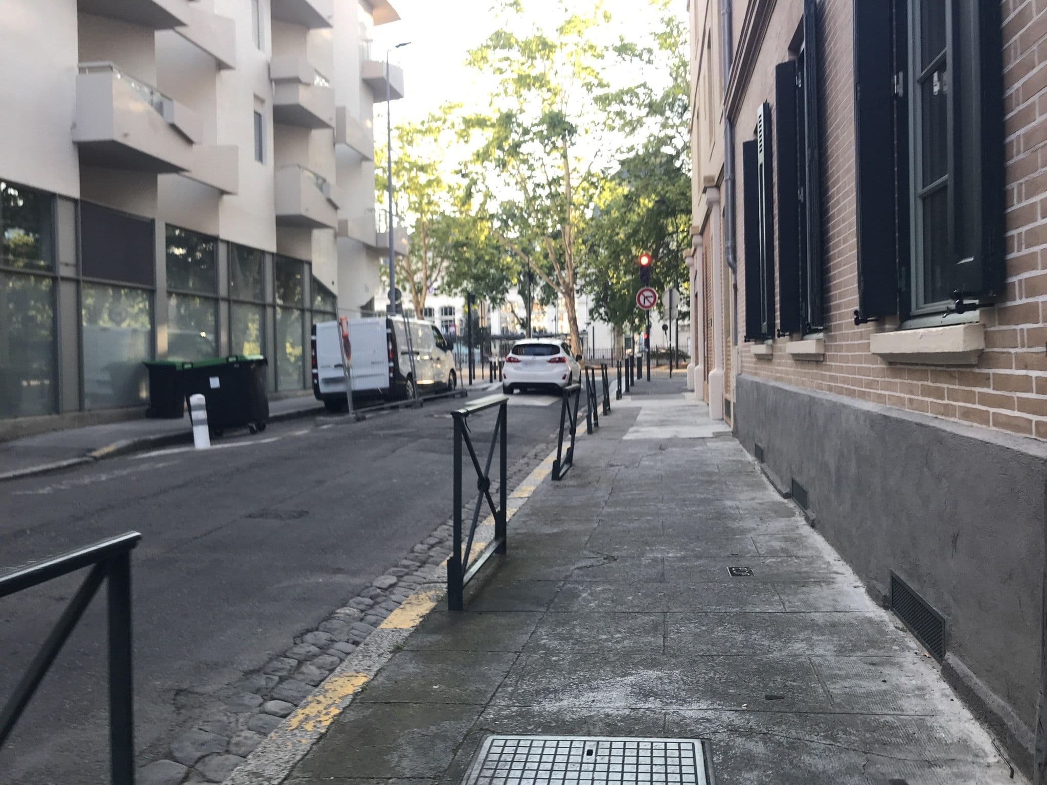 Street view near Chartreuse Hotel Toulouse, Toulouse — © miguel_andrade (CC BY-SA · Mapillary)