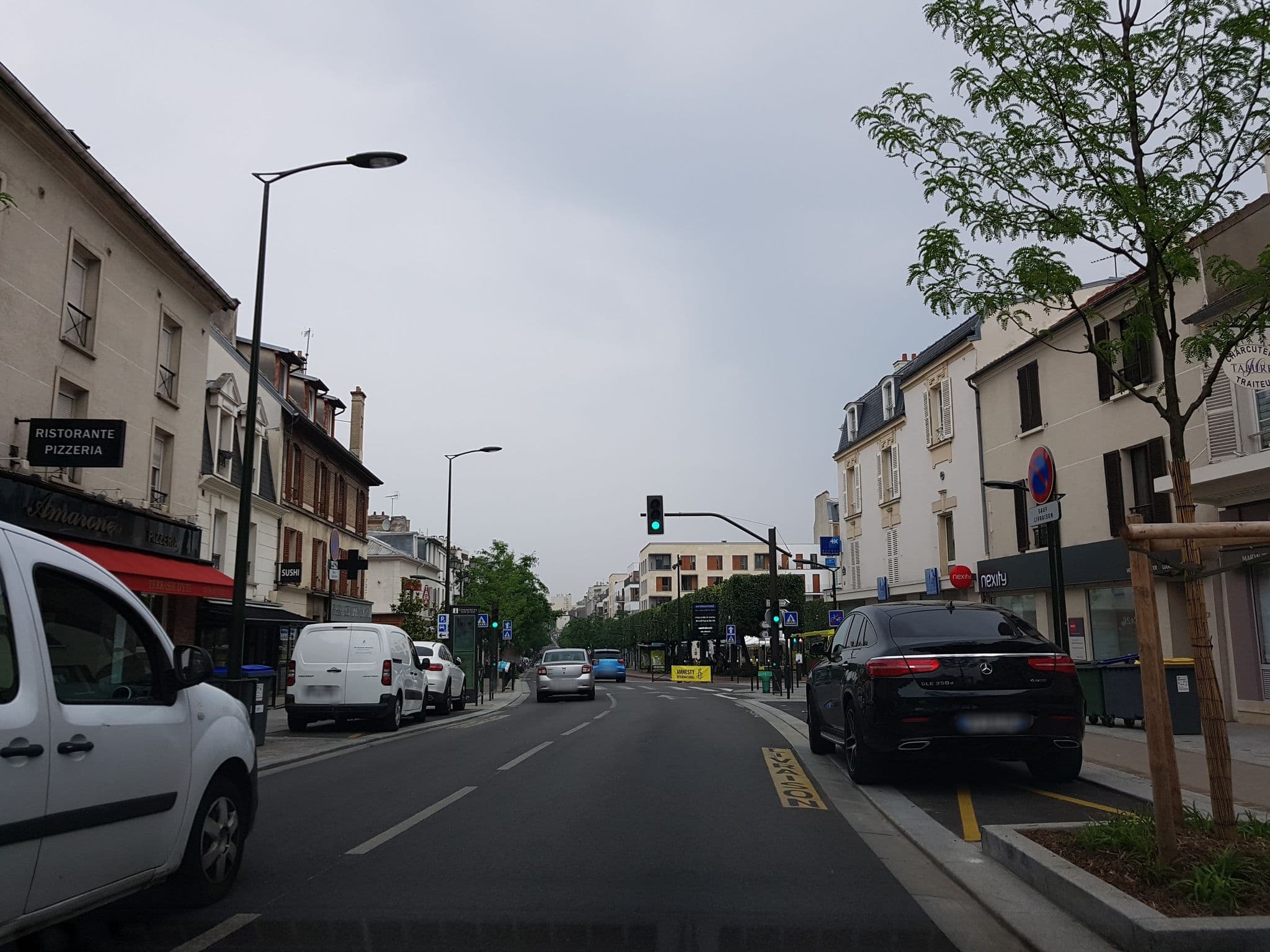 Street view near Edith Room, Bourg-la-Reine — © fgouget (CC BY-SA · Mapillary)