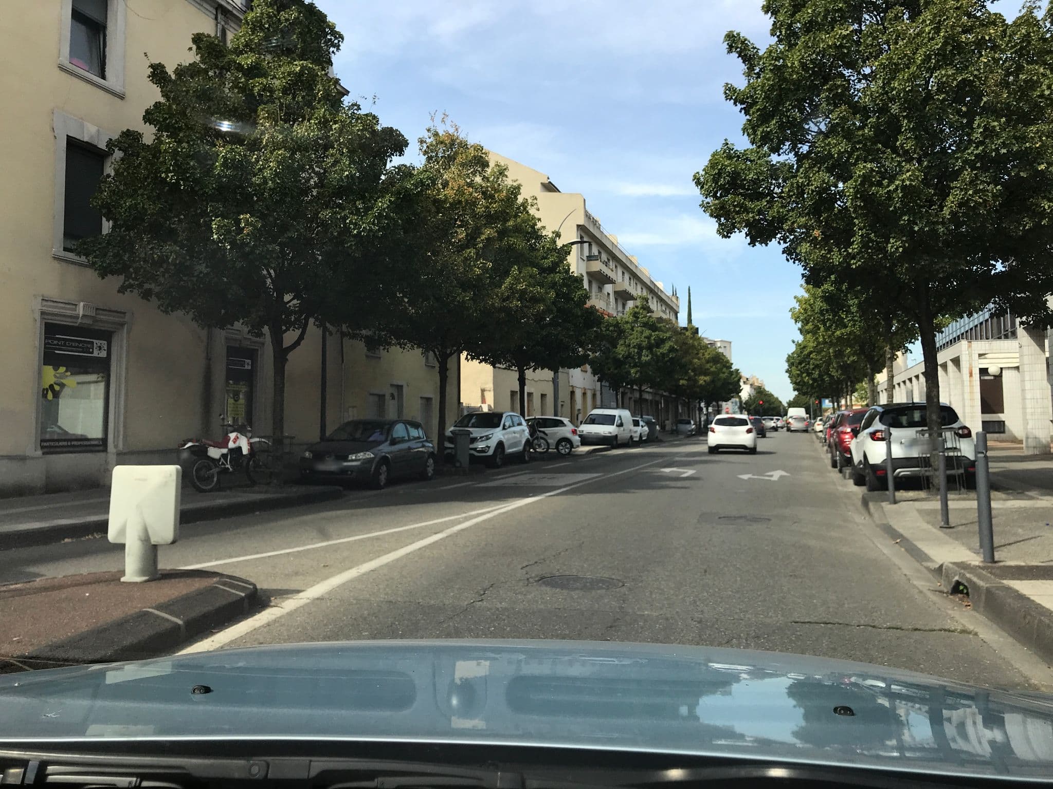 Street view near The Originals Residence, Appart’Hôtel Hévéa, Valence, Valence — © thierryajeaniphone (CC BY-SA · Mapillary)
