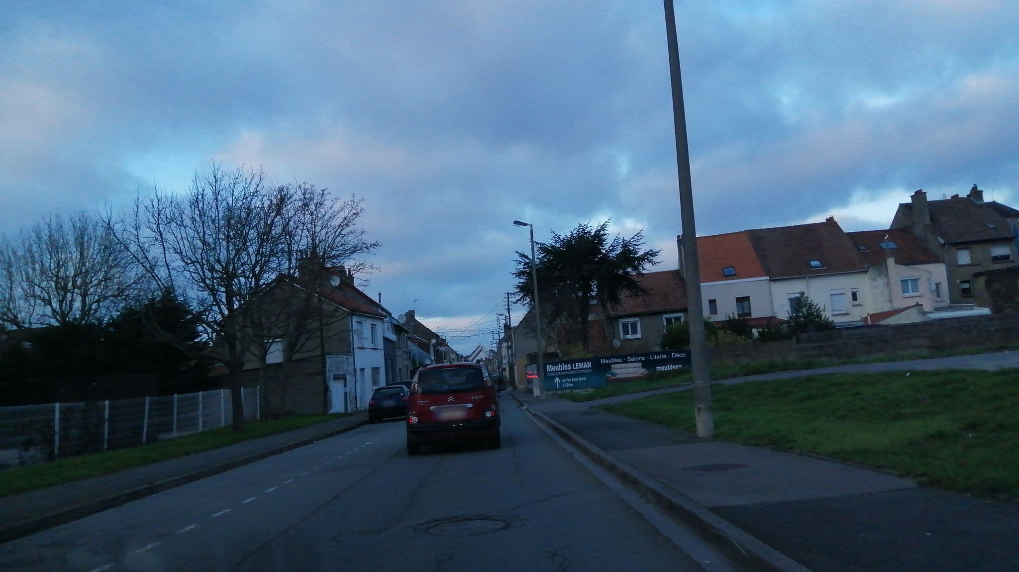 Street view near B&B HOTEL Calais Centre Saint-Pierre, Calais — © kritic (CC BY-SA · Mapillary)