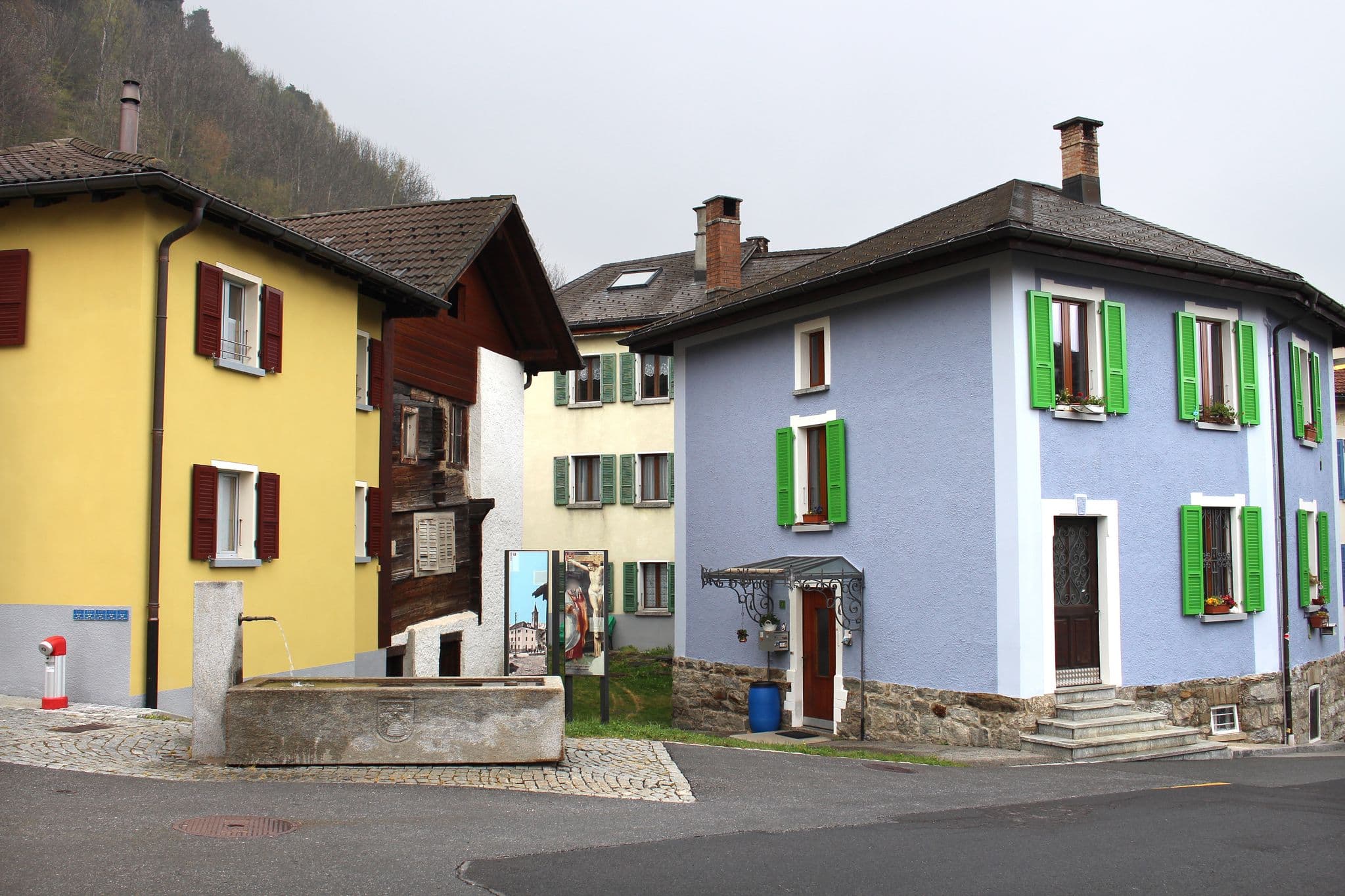 Street view near Ostello Pro Osco, Faido — © uwelino (CC BY-SA · Mapillary)