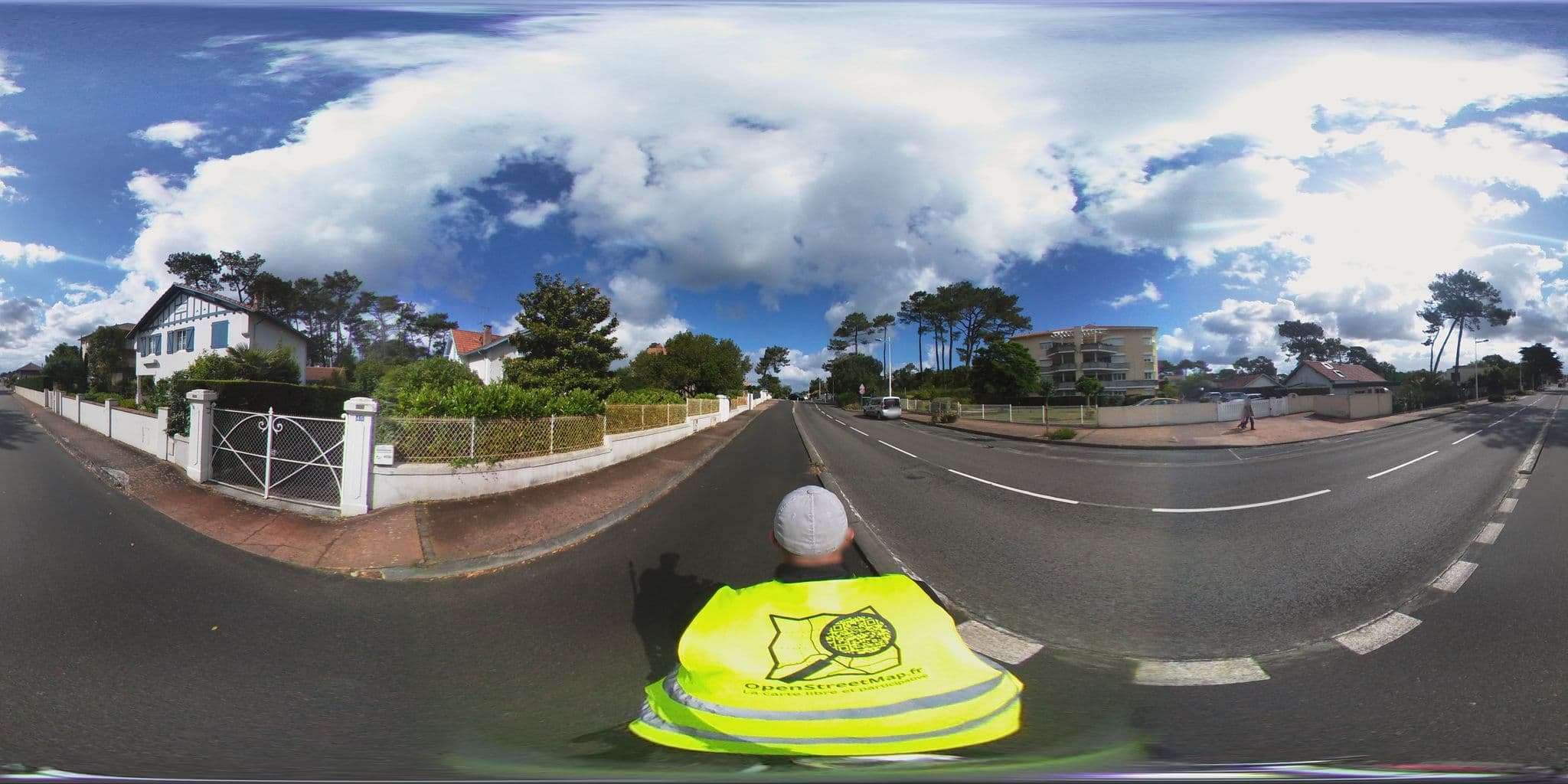 Street view near Villa Souleillous, Capbreton — © ev1velodyssee (CC BY-SA · Mapillary)