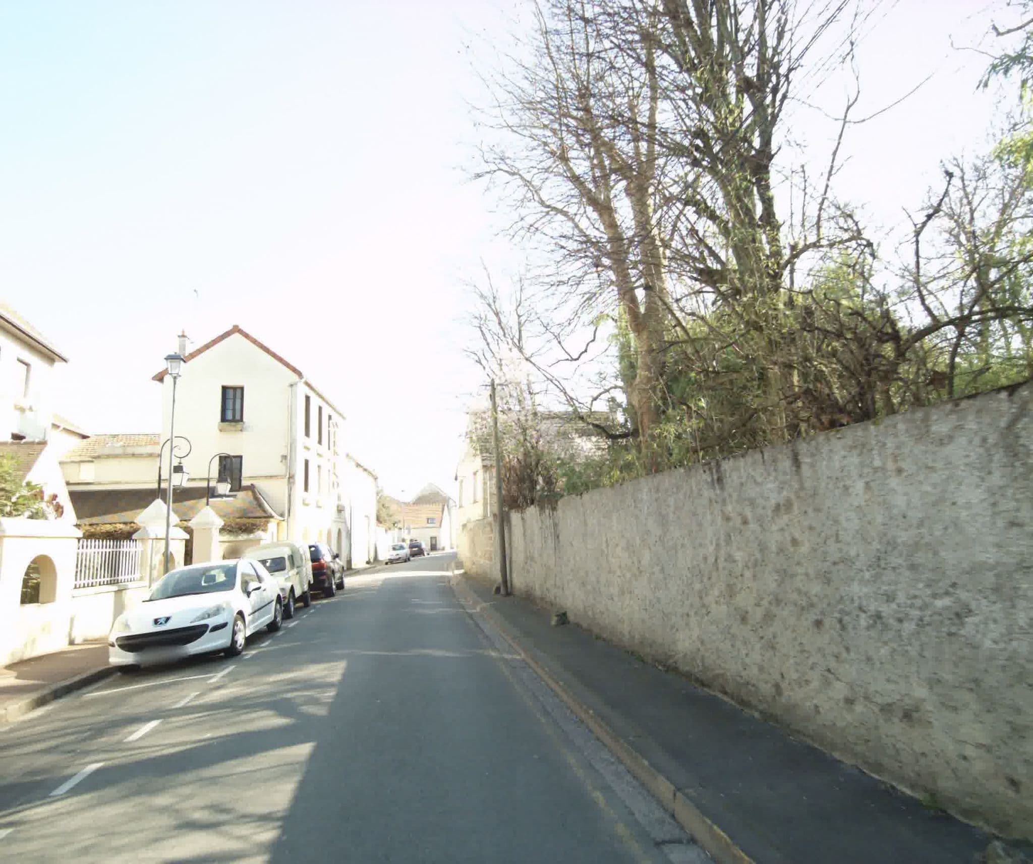 Street view near INN EVENTS, Neuville-sur-Oise — © sogefi (CC BY-SA · Mapillary)