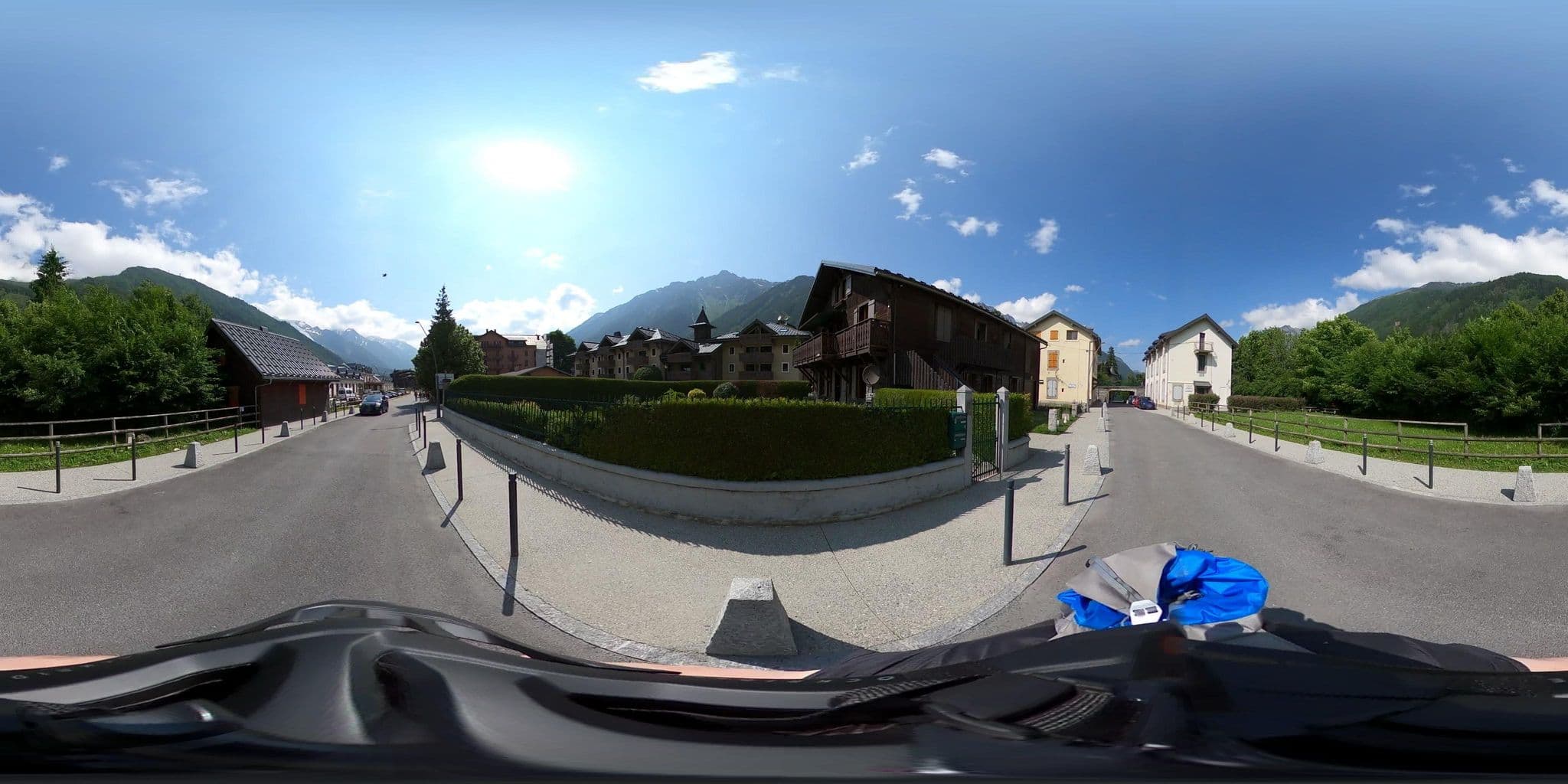 Street view near Résidence premium La Ginabelle Pierre & Vacances, Chamonix-Mont-Blanc — © ordinatous (CC BY-SA · Mapillary)