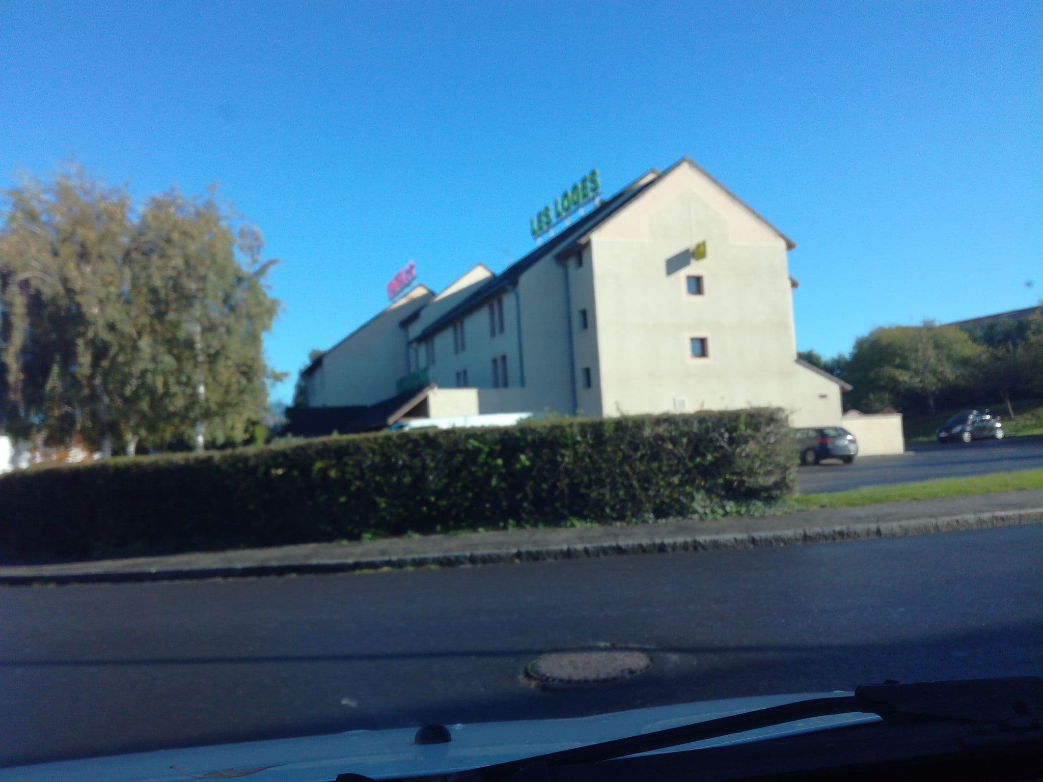 Street view near Sure Hotel by Best Western Rennes Chantepie, Chantepie — © mgageo (CC BY-SA · Mapillary)