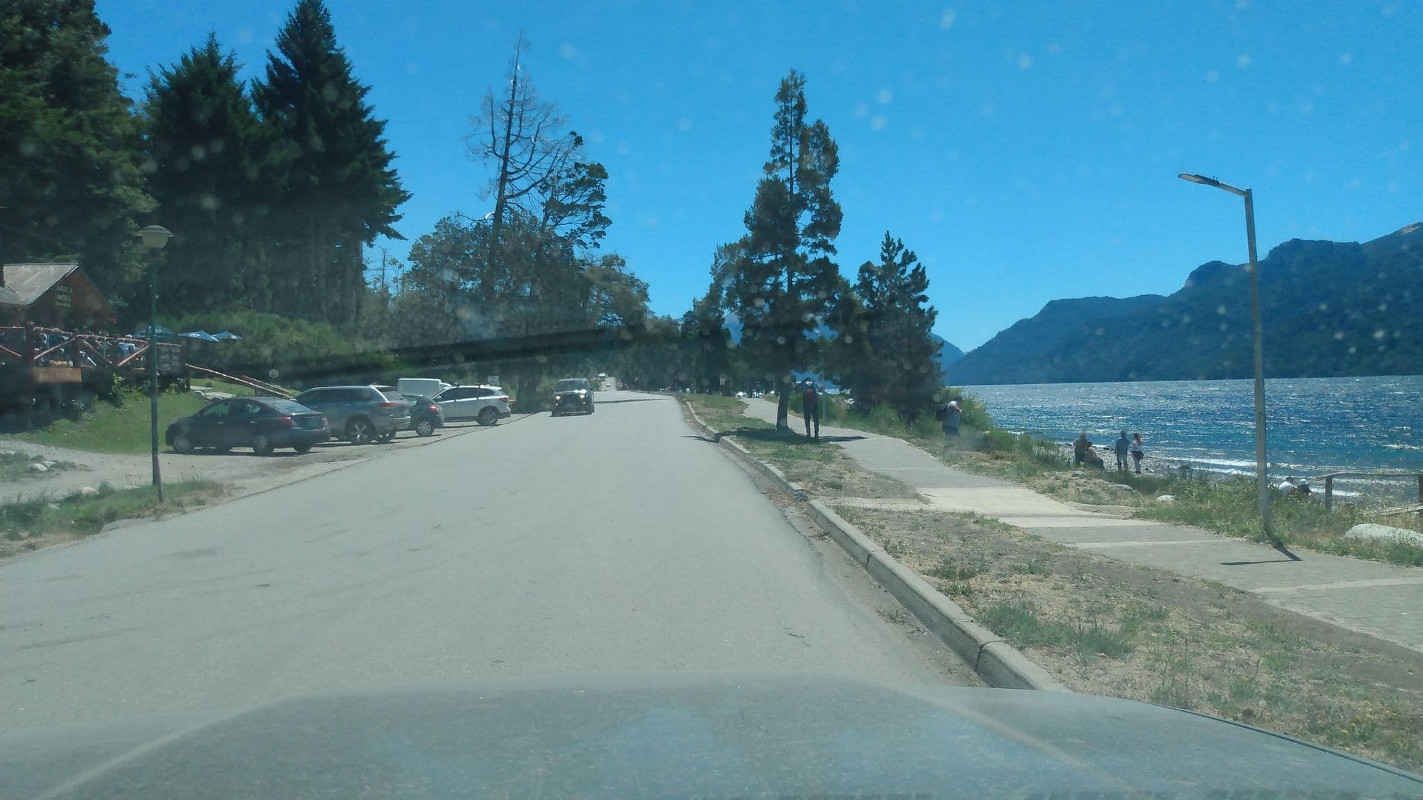Street view near Cabañas Walnor, Villa La Angostura