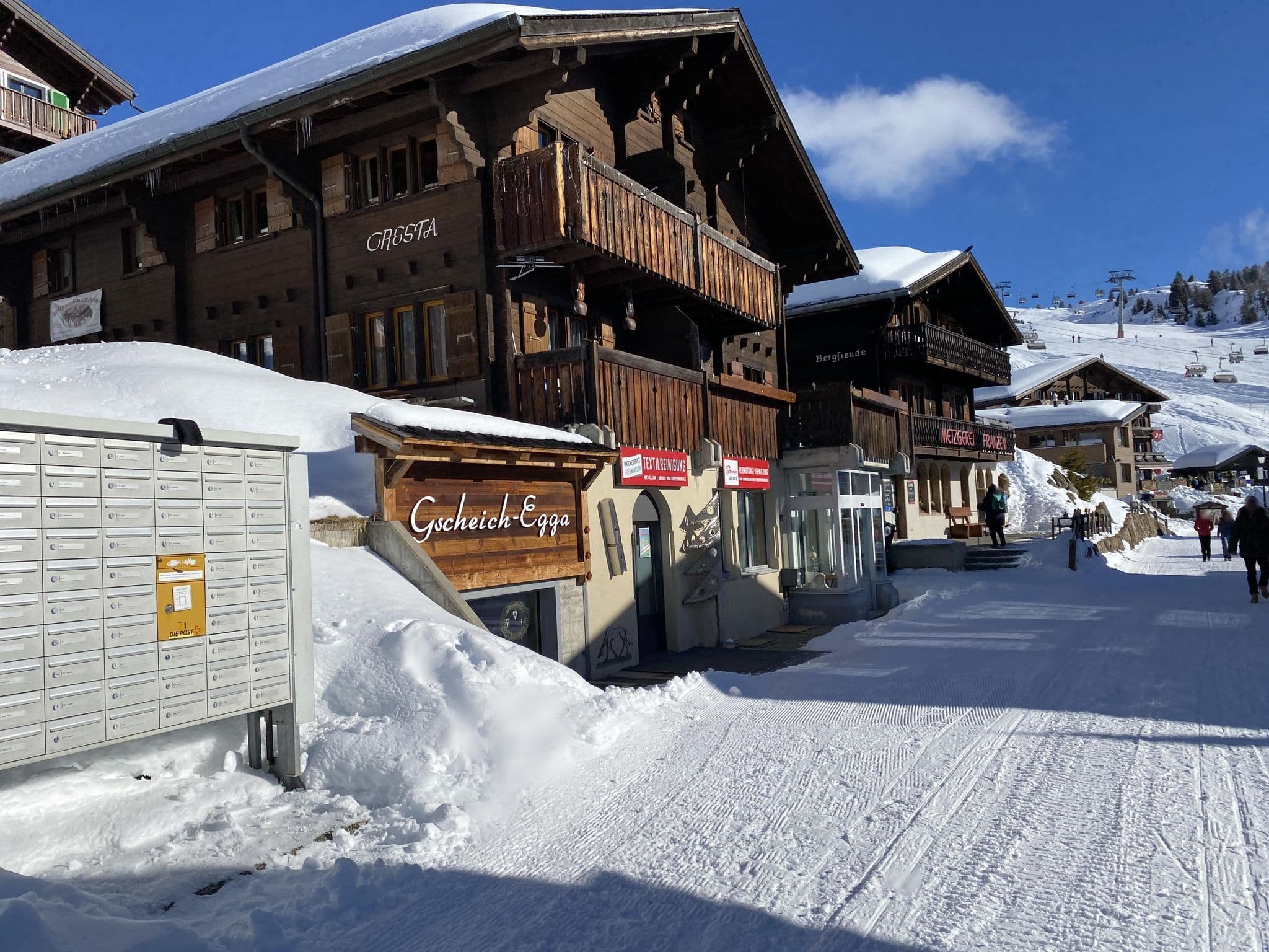 Street view near La Cabane, Fiesch — © Walliser (CC BY-SA · Mapillary)