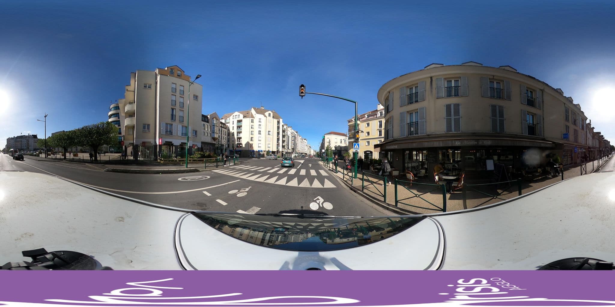Street view near Hotel De Ville, Sannois — © sigCAVP (CC BY-SA · Mapillary)