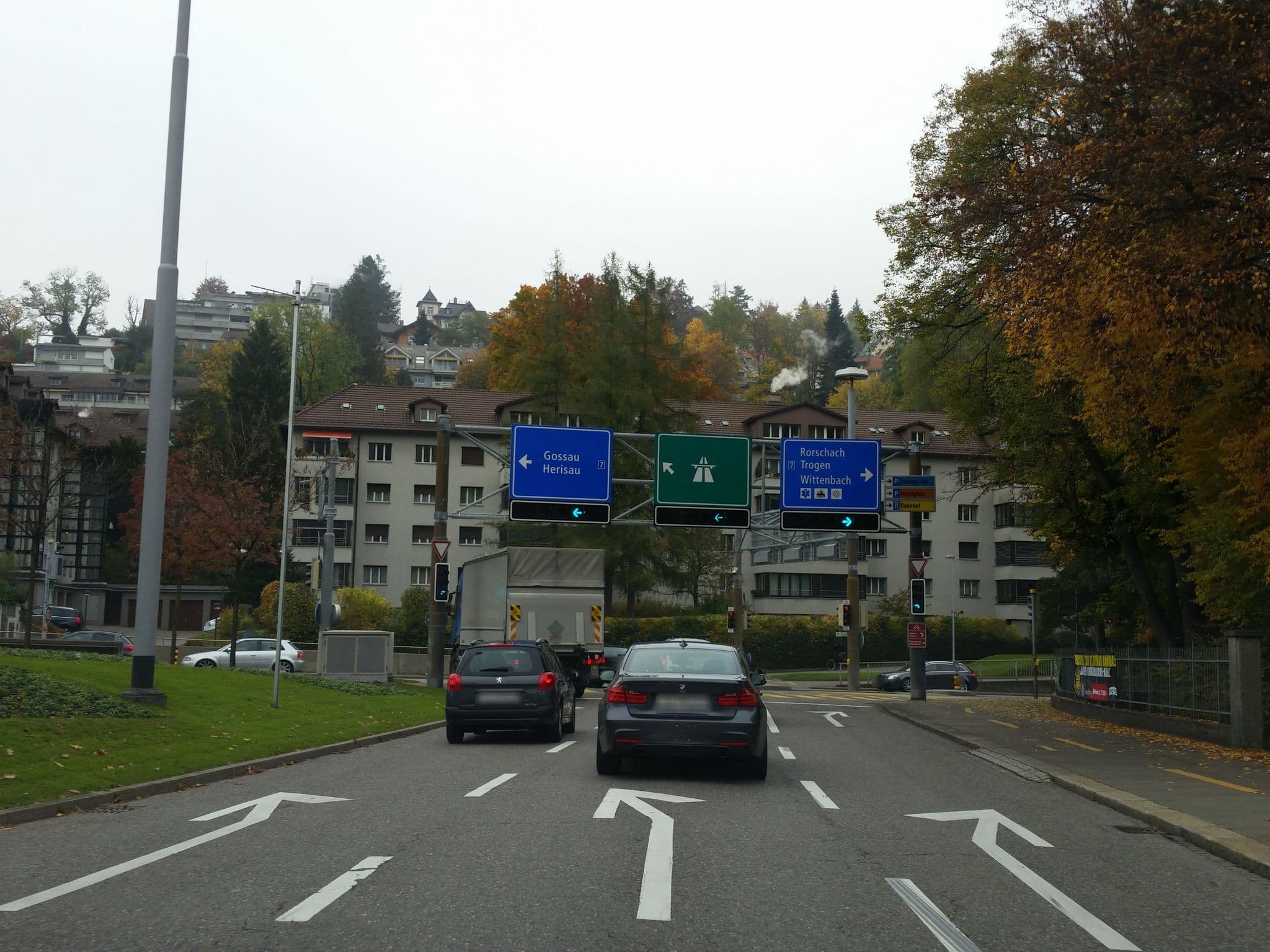 Street view near Leo St. Gallen, Sankt Gallen — © himmelbuerger (CC BY-SA · Mapillary)