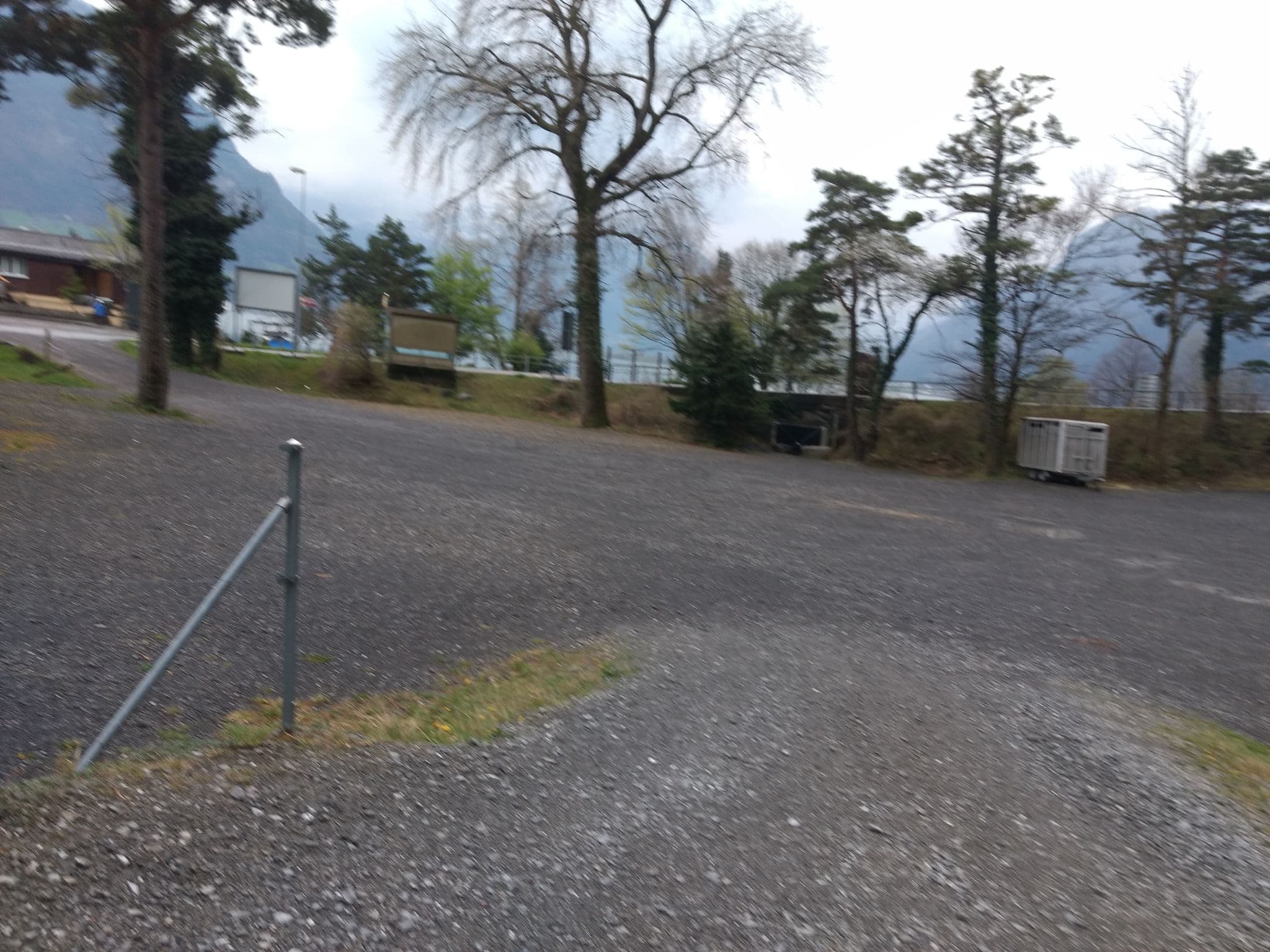 Street view near Camping Bauen / Holzplatz Isen AG, Flüelen — © likesopenstreetmap (CC BY-SA · Mapillary)