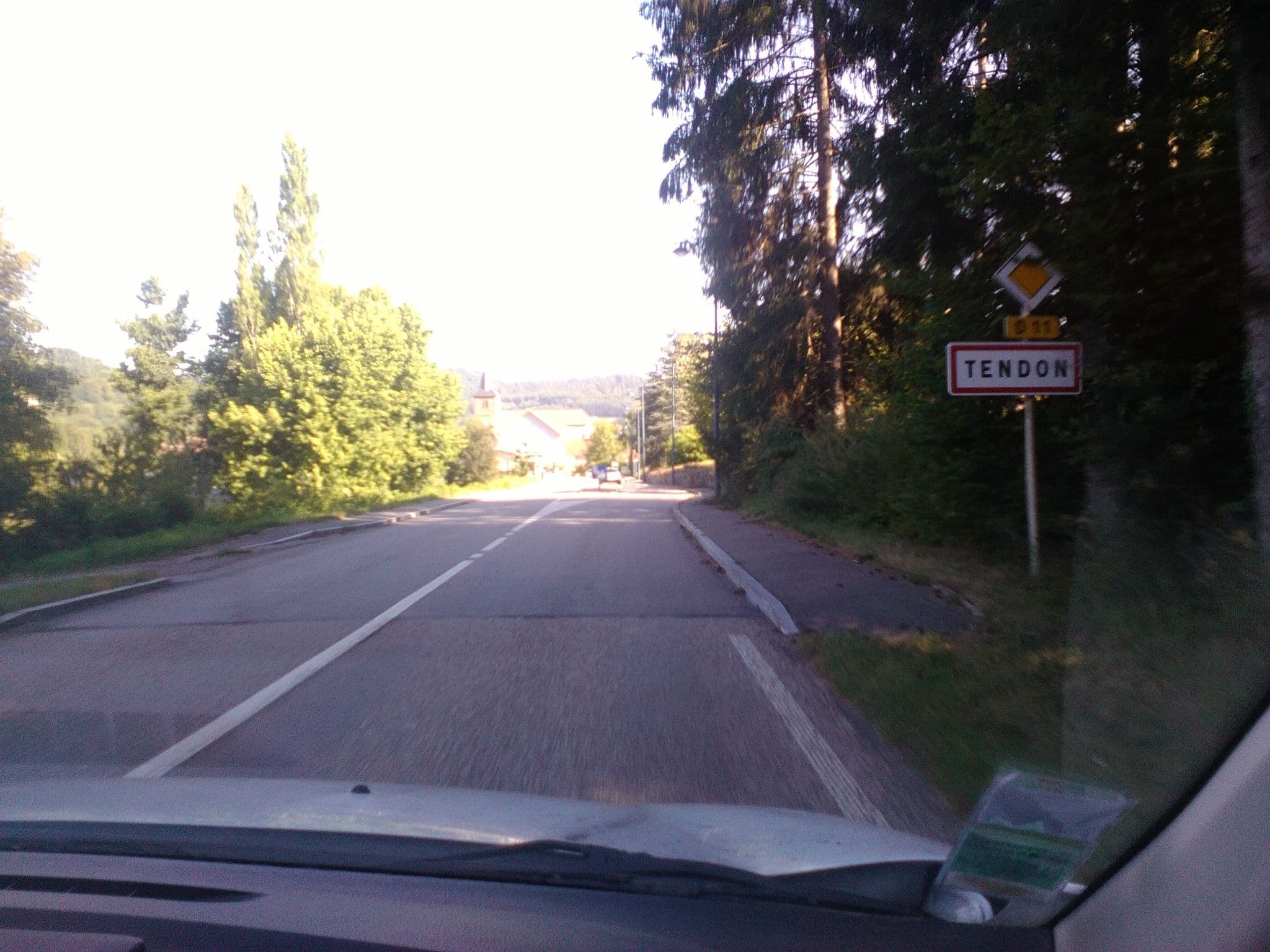 Street view near Buckey Lodge, Docelles — © blap (CC BY-SA · Mapillary)