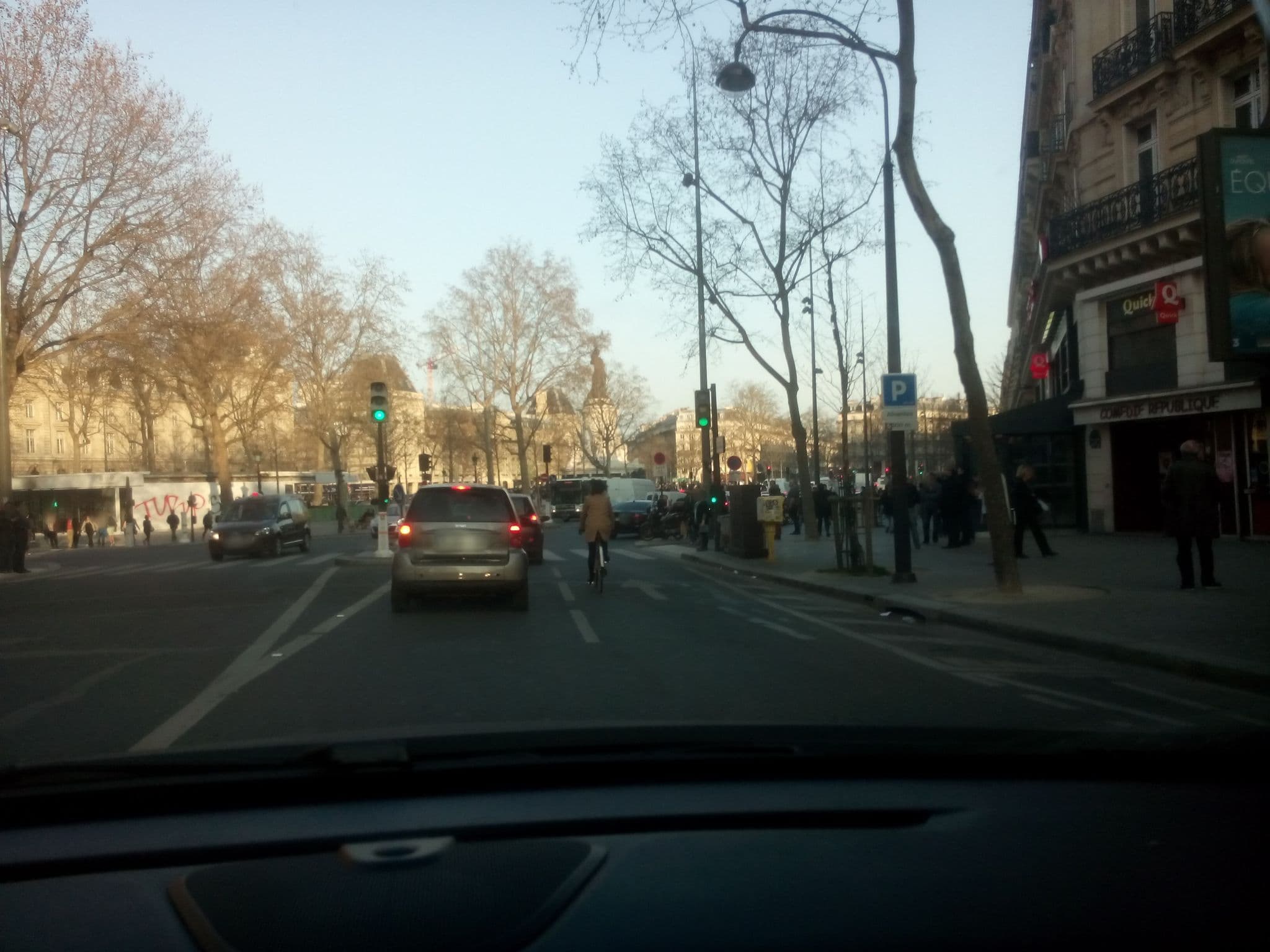 Street view near The Originals City, Hôtel Paix République, Paris, Porte Saint-Martin — © jibec (CC BY-SA · Mapillary)
