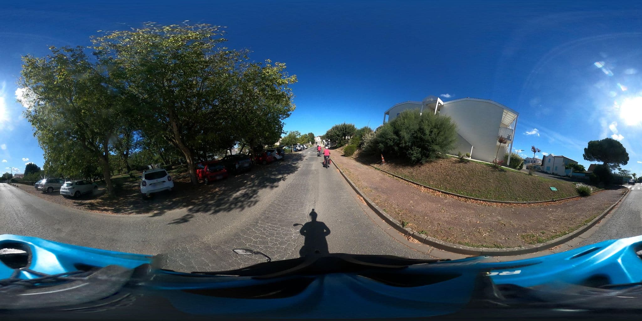 Street view near Résidence Odalys Les Terrasses de Fort Boyard, Fouras — © padididejurbise (CC BY-SA · Mapillary)