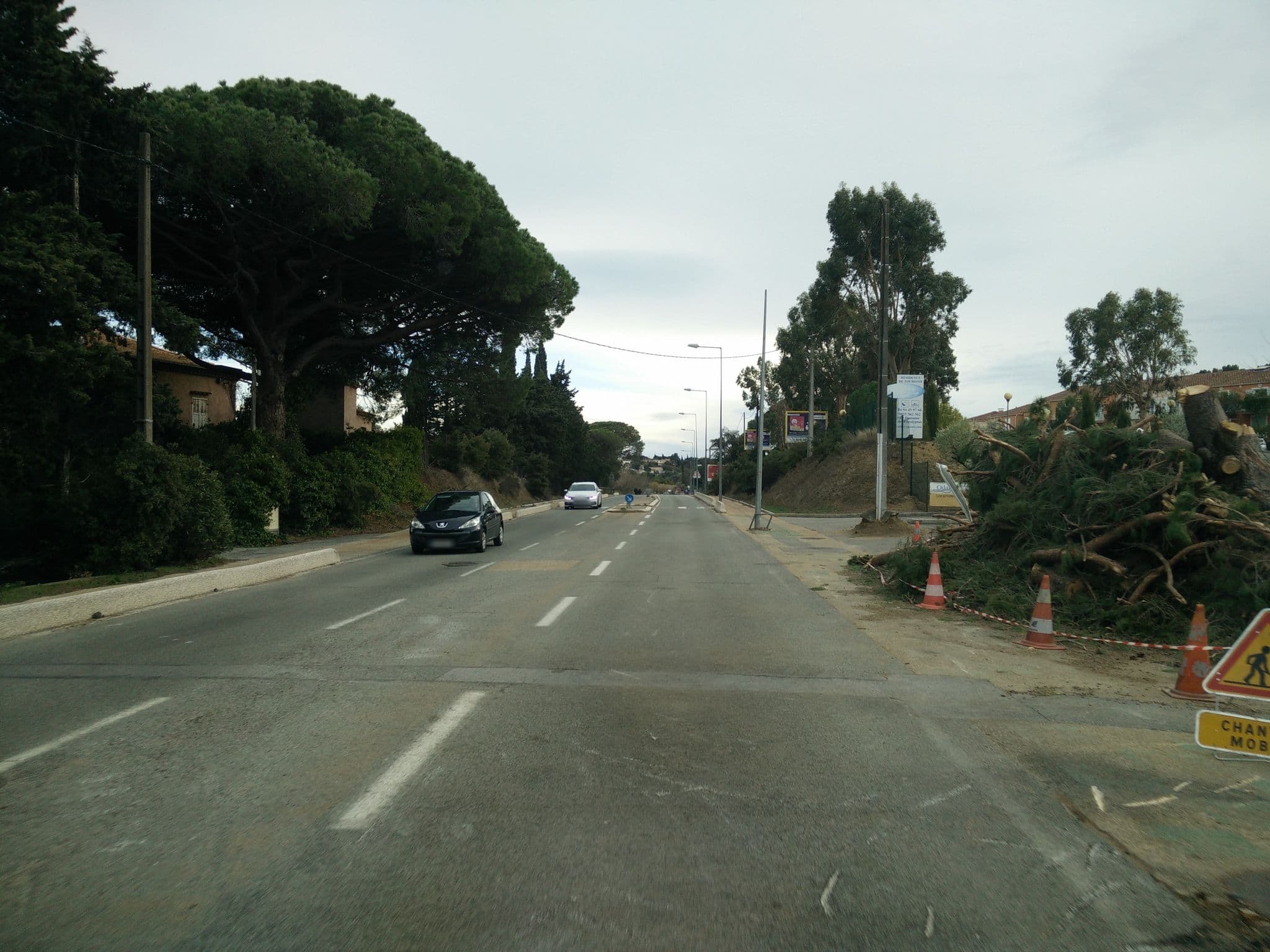Street view near Domaine de Villepey, Fréjus — © joostjakob (CC BY-SA · Mapillary)