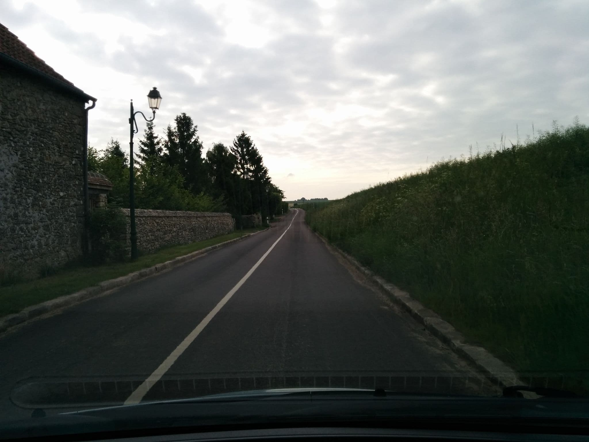 Street view near La petite Ferme, Gasny — © moktarama (CC BY-SA · Mapillary)