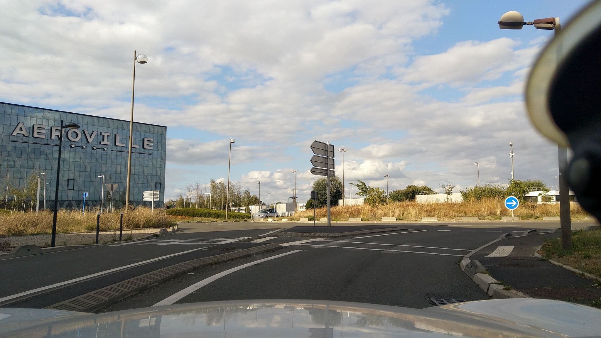 Street view near easyHotel Paris-Charles de Gaulle, Roissy-en-France — © didier2020 (CC BY-SA · Mapillary)