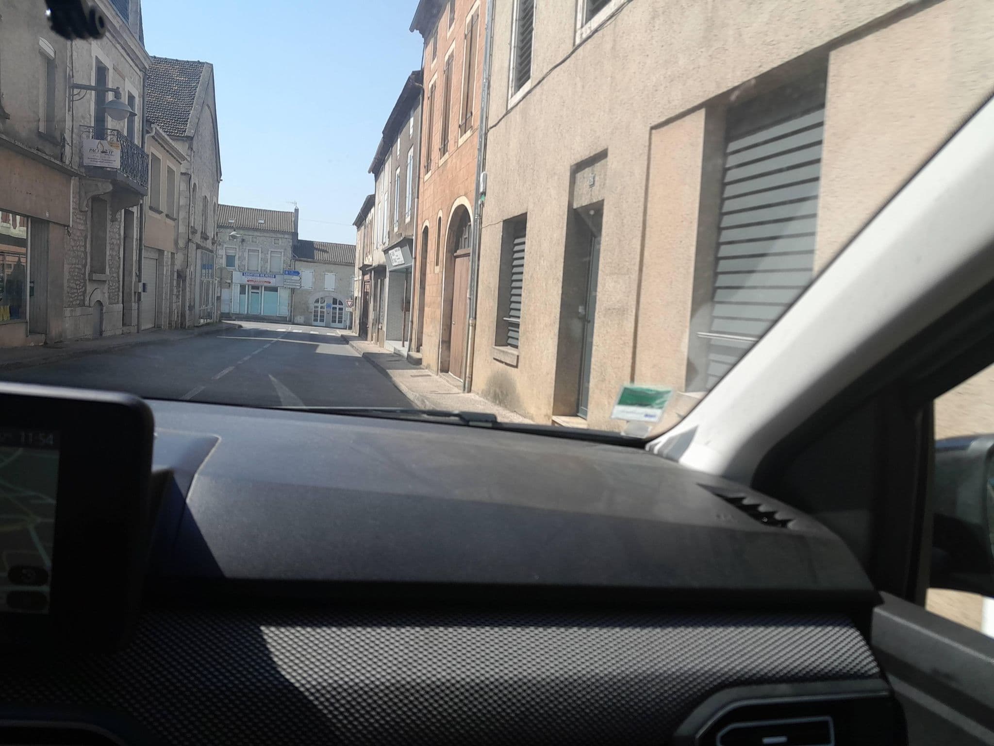 Street view near Hotel Du Quercy, Gramat — © hautetension08 (CC BY-SA · Mapillary)