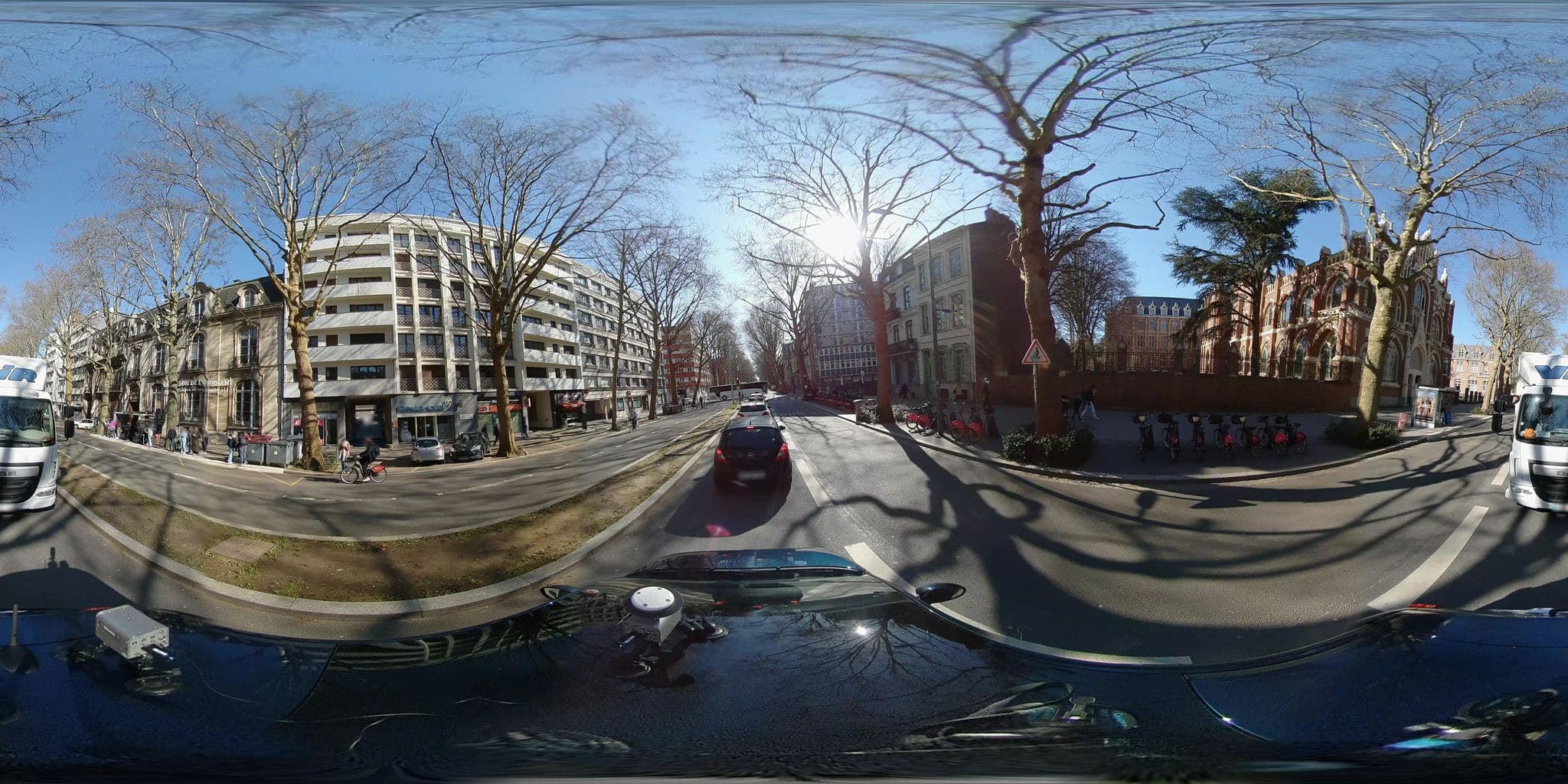 Street view near Residhotel Lille Vauban, Lille — © meldig (CC BY-SA · Mapillary)