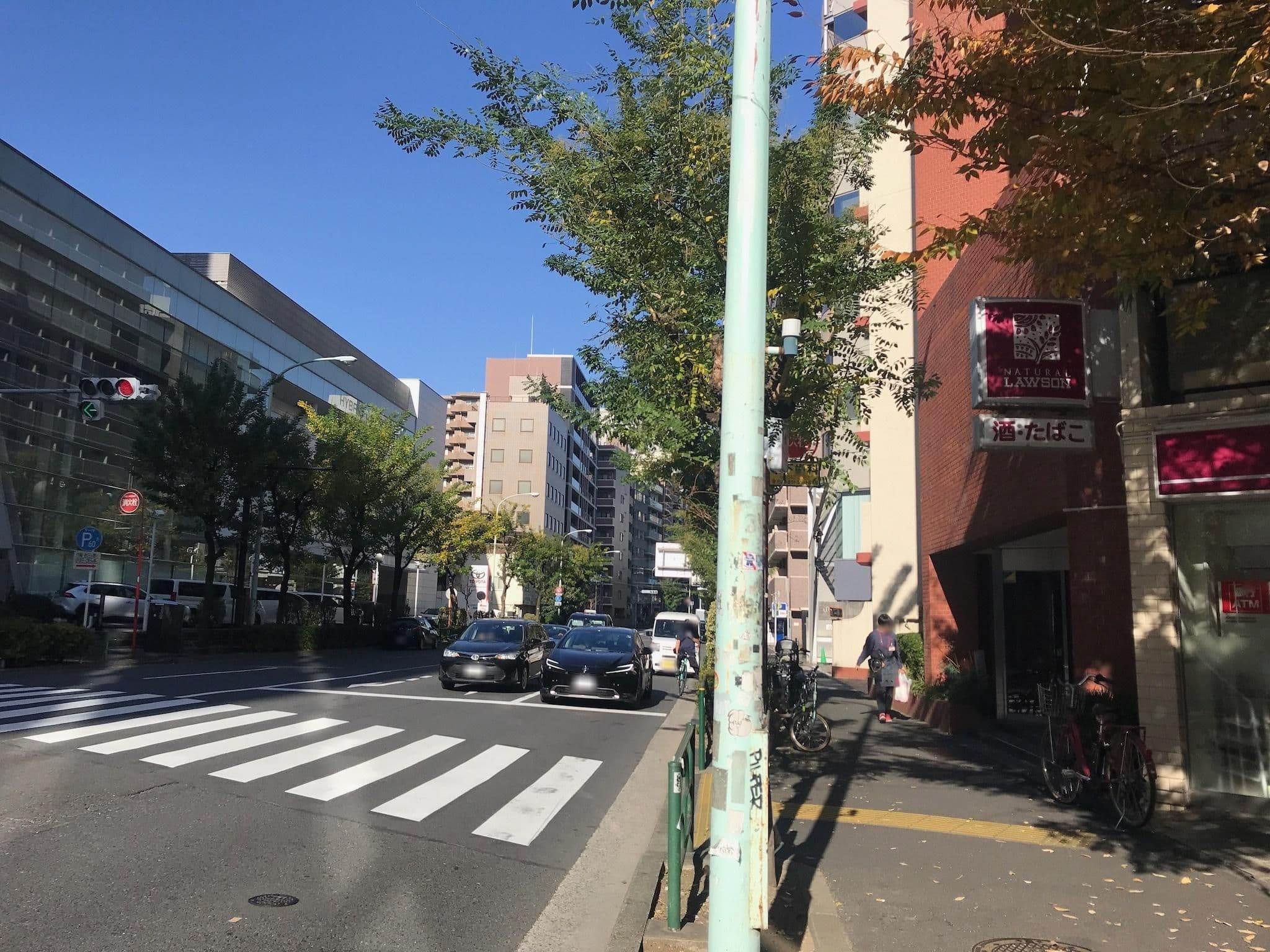 Street view near NADESHIKO HOTEL SHIBUYA by unito, Sakuragaokachō — © musashino5 (CC BY-SA · Mapillary)