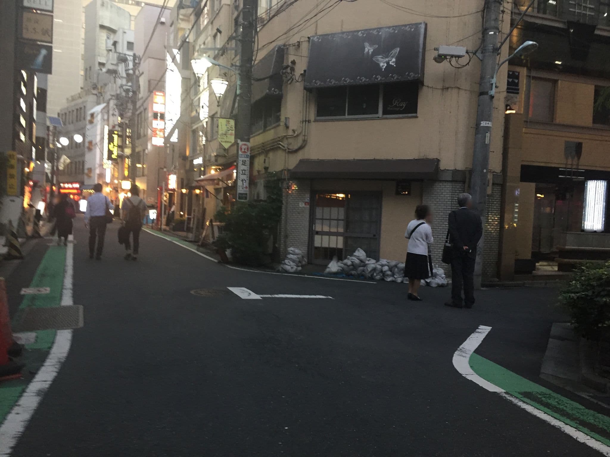 Street view near HOTEL LUXE EBISU, Ebisu — © gwalker7 (CC BY-SA · Mapillary)