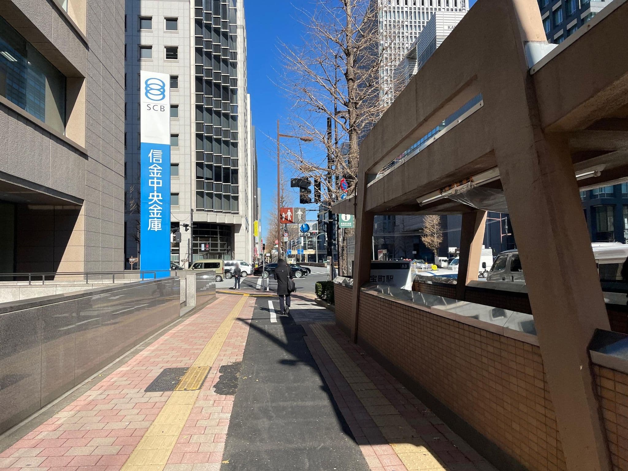 Street view near HOTEL SUI GINZA KYOBASHI by ABEST, Hatchōbori — © musashino5 (CC BY-SA · Mapillary)