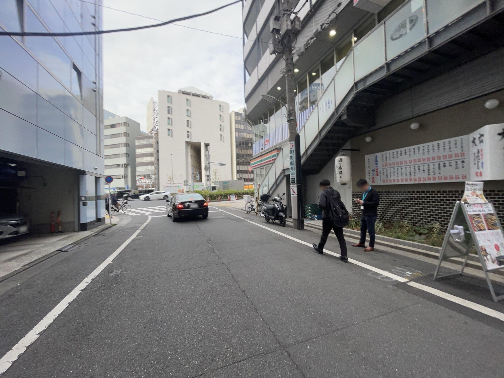 Street view near HOTEL MARBLE（ホテルマーブル）, Higashigotanda — © musashino5 (CC BY-SA · Mapillary)