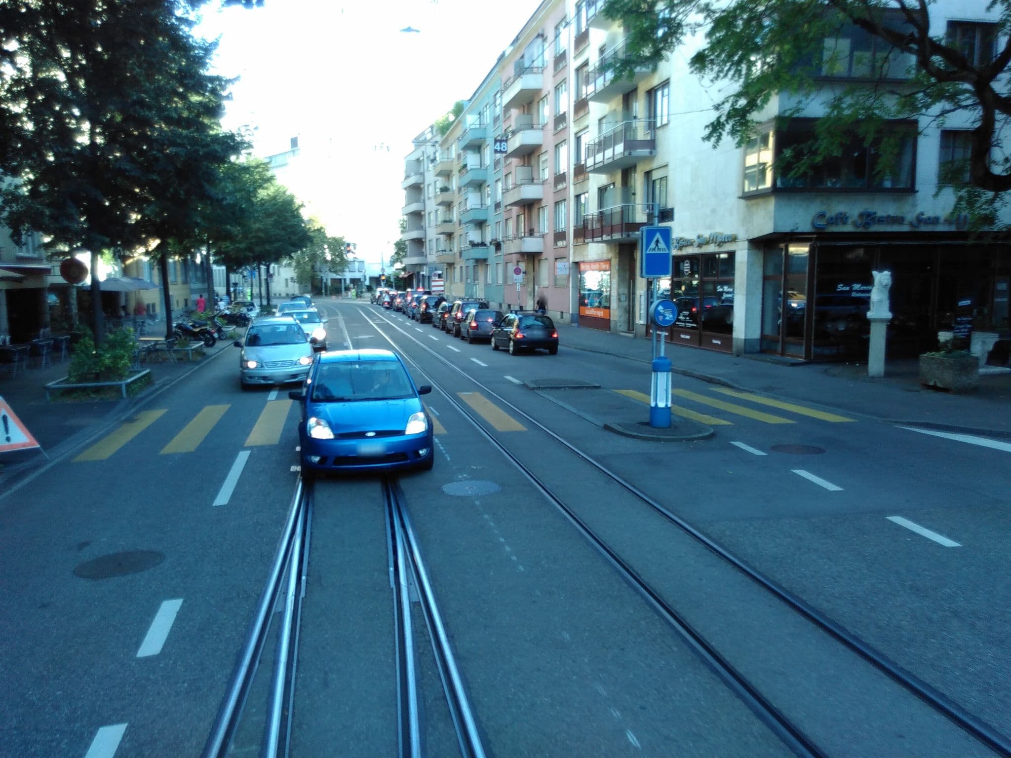 Street view near Locke am Platz, Zürich (Kreis 2) / Enge — © lto (CC BY-SA · Mapillary)