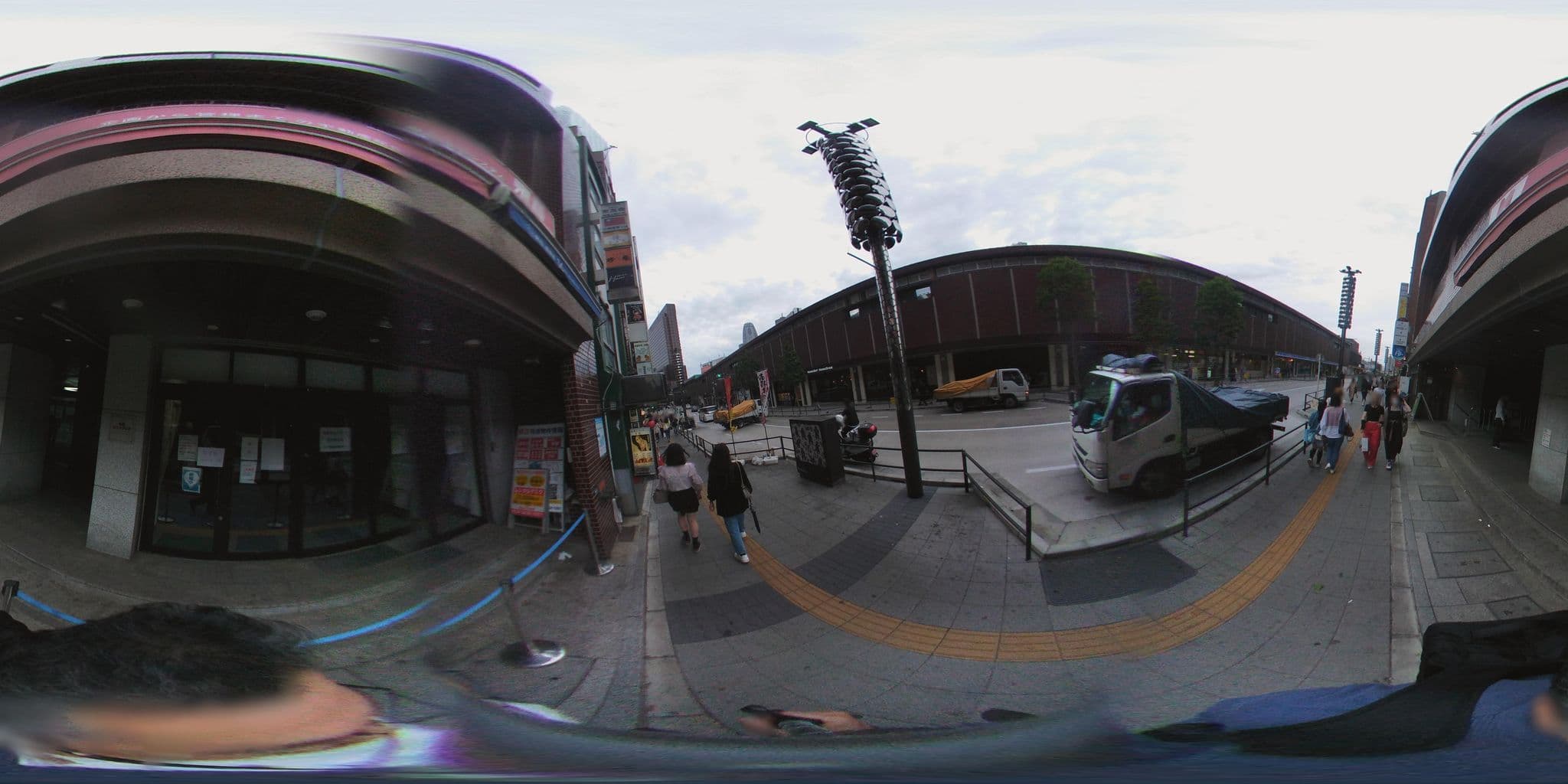 Street view near HOTEL COLORFUL P&A, Kabukicho — © jmmapiranger (CC BY-SA · Mapillary)