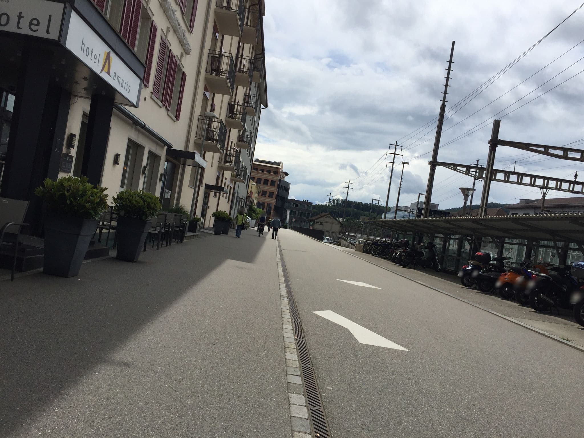 Street view near Hotel Amaris, Olten — © trac71 (CC BY-SA · Mapillary)