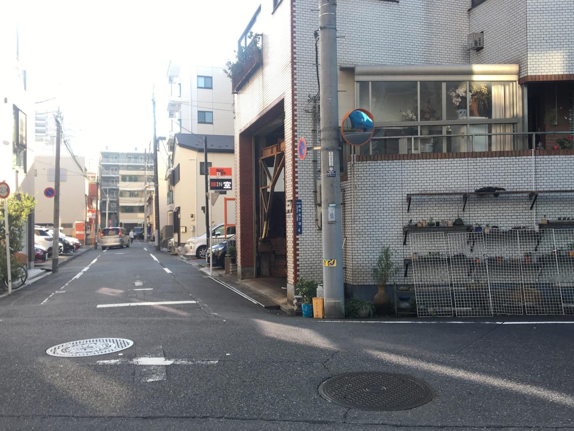 Street view near SOLA HOTEL, Yokokawa — © musashino5 (CC BY-SA · Mapillary)