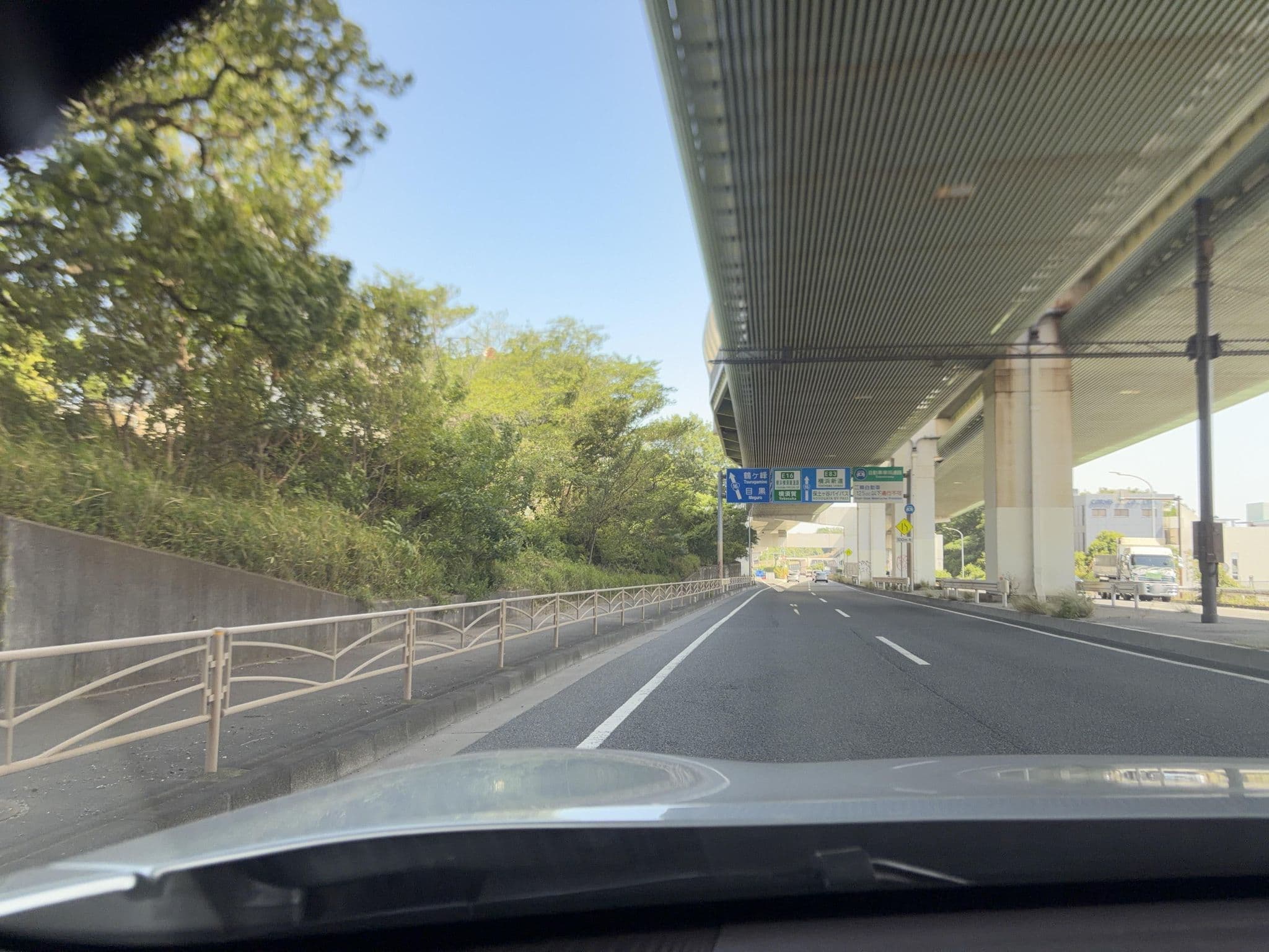 Street view near ASOKONO HOTEL 横浜町田, Rinkan — © T_G (CC BY-SA · Mapillary)
