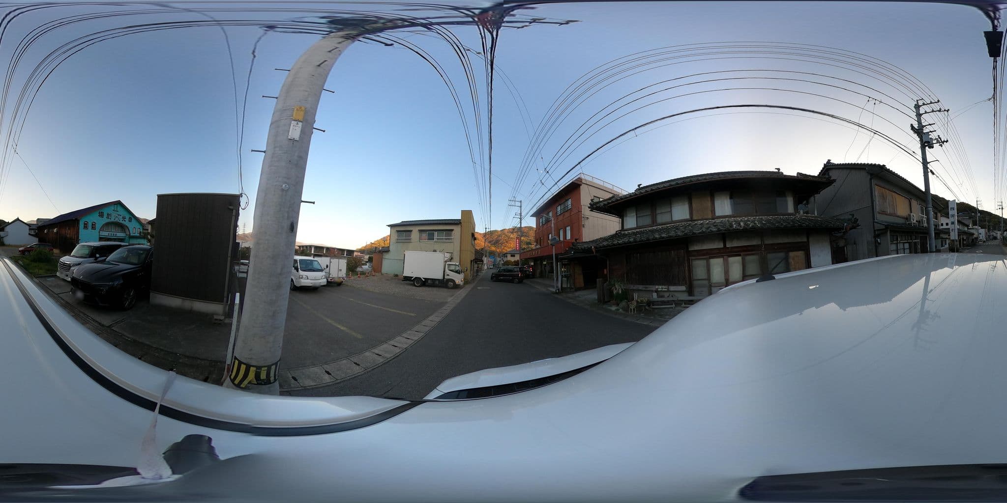 Street view near gallery & guest house uedaya, Sadamitsu — © yuki_charo (CC BY-SA · Mapillary)