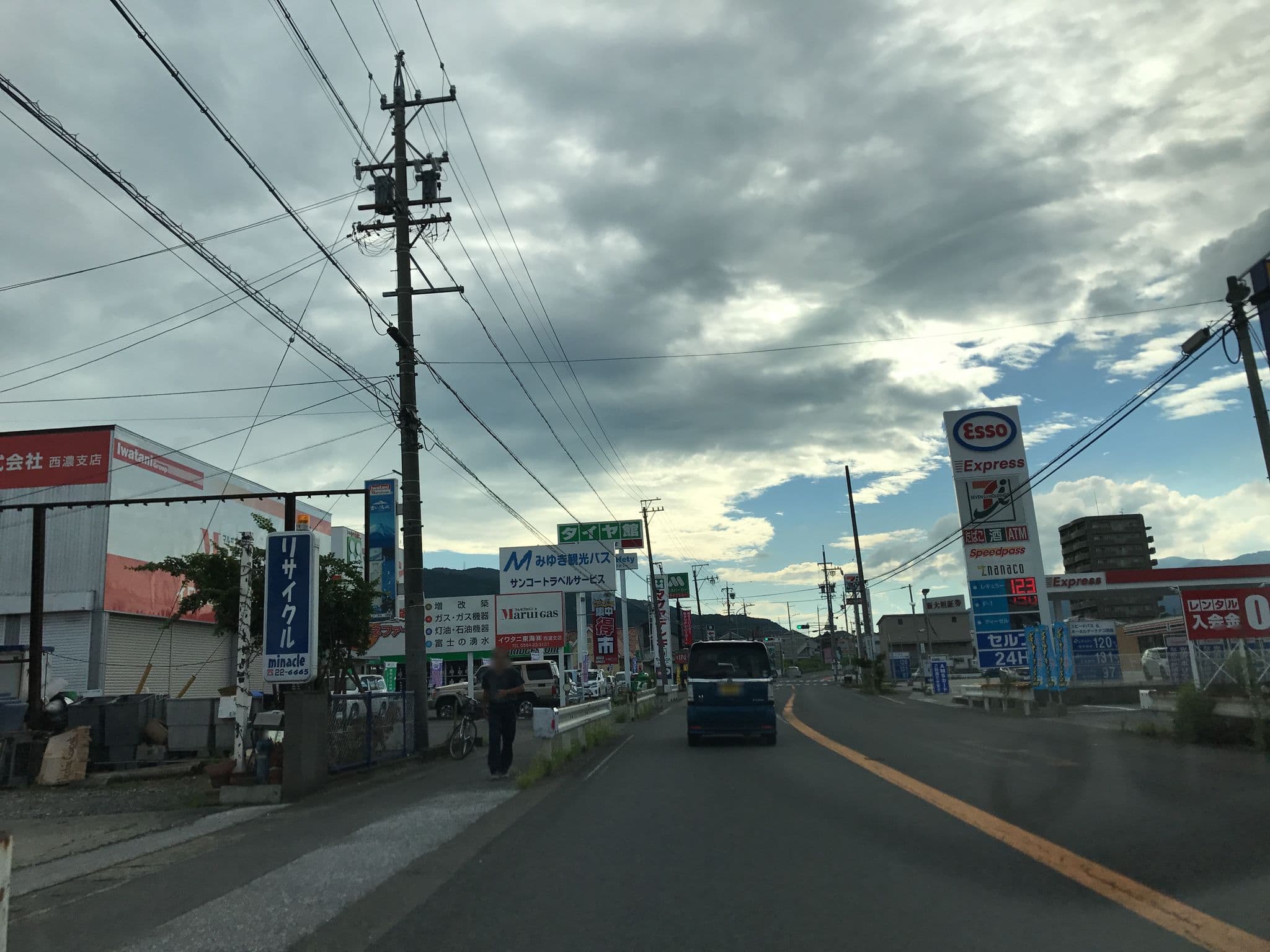Street view near HOTEL R9 The Yard 垂井, Tarui — © yaritsusozai (CC BY-SA · Mapillary)