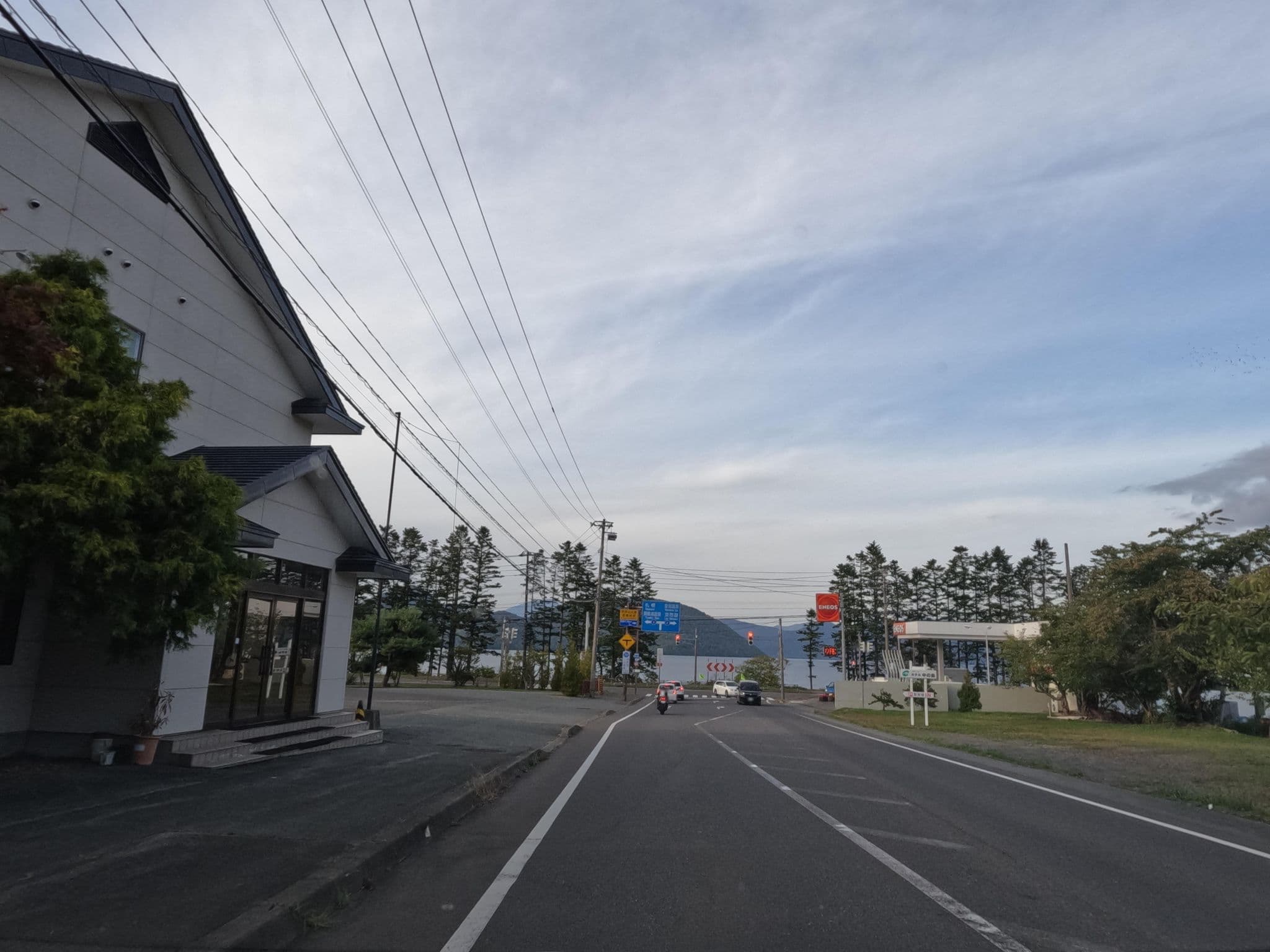 Street view near Hotel Sol at Lake Toya, Sōbetsu — © rsnaru (CC BY-SA · Mapillary)