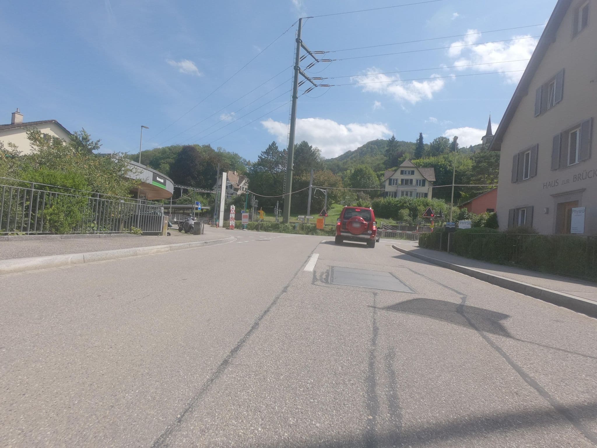 Street view near Zur Brücke, Grellingen — © flux (CC BY-SA · Mapillary)