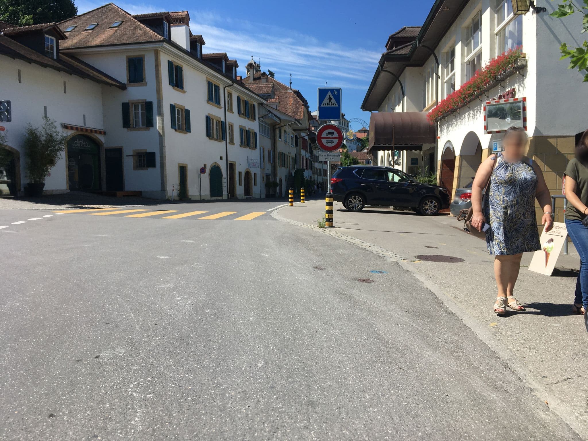 Street view near Schiff, Murten/Morat — © beat (CC BY-SA · Mapillary)