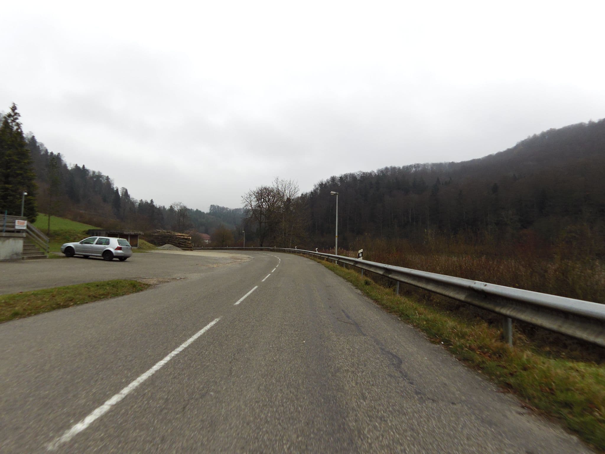 Street view near Noirval, Alle — © likesopenstreetmap (CC BY-SA · Mapillary)
