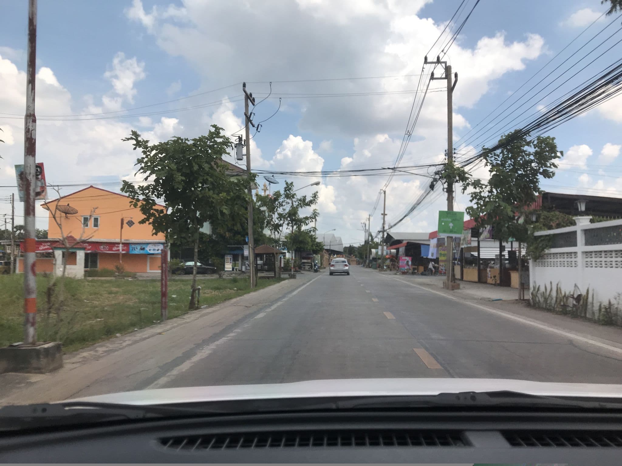 Street view near Train love hotel, Ban Bang Kadi — © balletty (CC BY-SA · Mapillary)