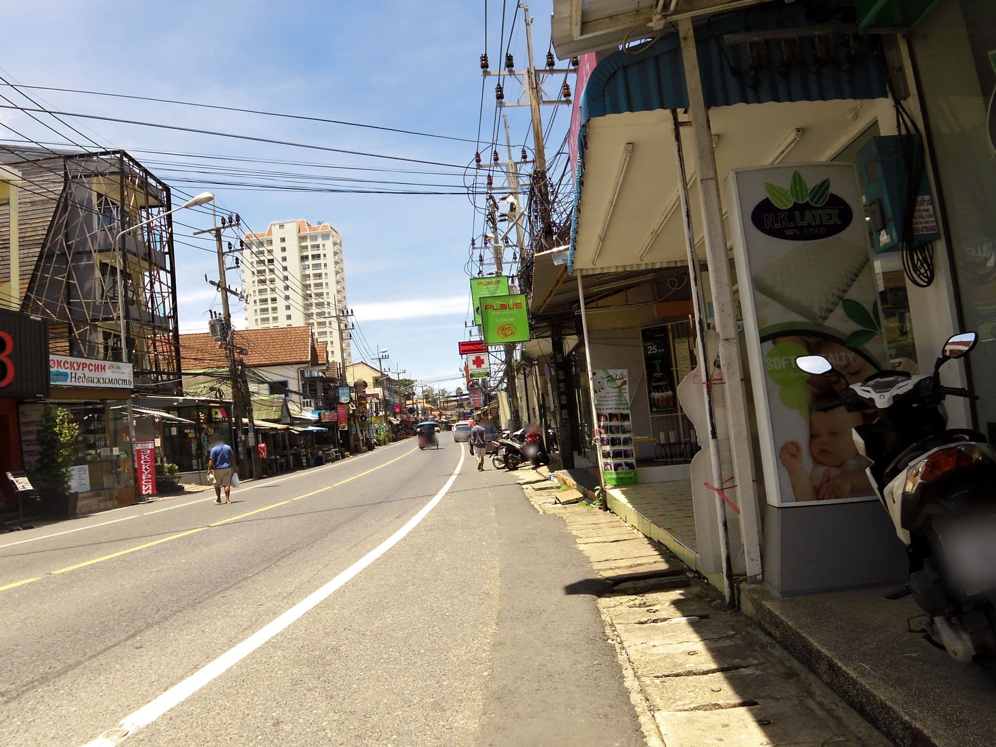 Street view near Fora Boutique Hotel Karon Beach, Ban Karon — © skillsy (CC BY-SA · Mapillary)
