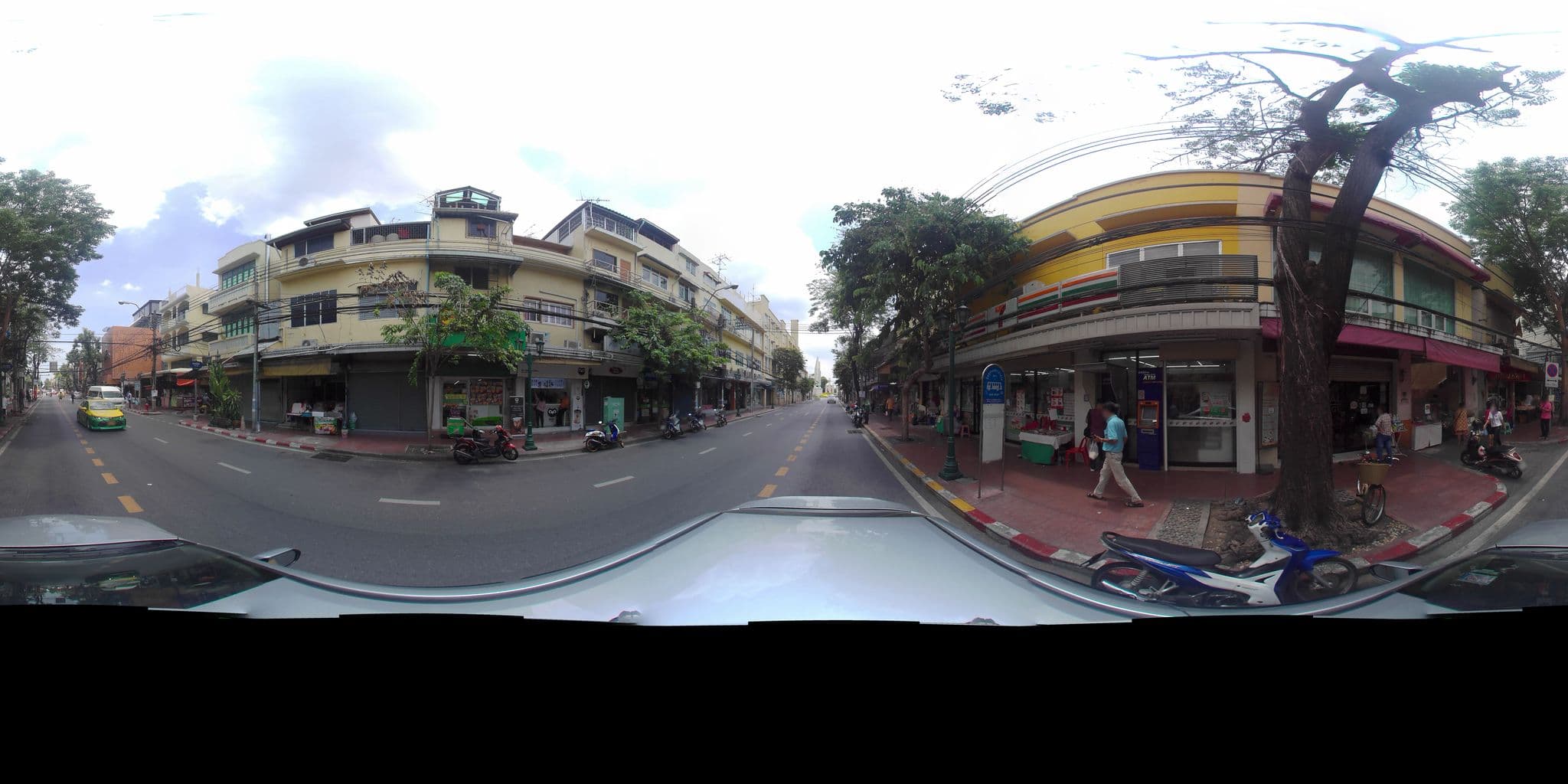 Street view near Baanpin Hotel, Bangkok — © P05466 (CC BY-SA · Mapillary)