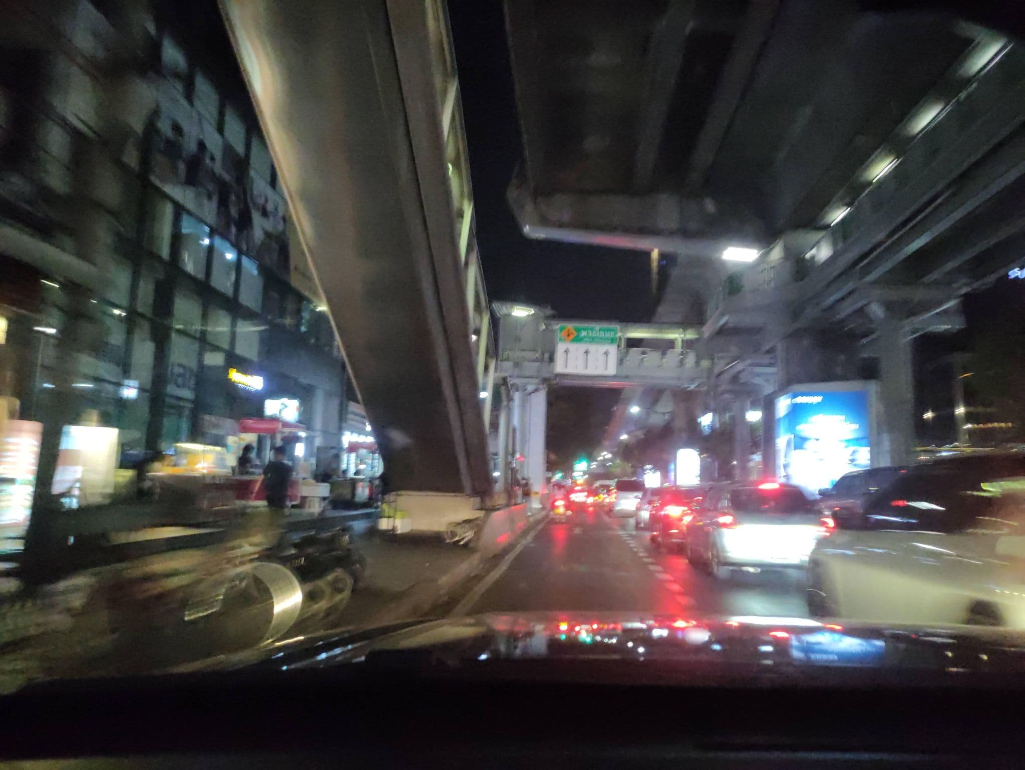 Street view near The Staytion Hotel @Sukhumvit, Khlong Toei — © kasetitkml_pipitchai (CC BY-SA · Mapillary)