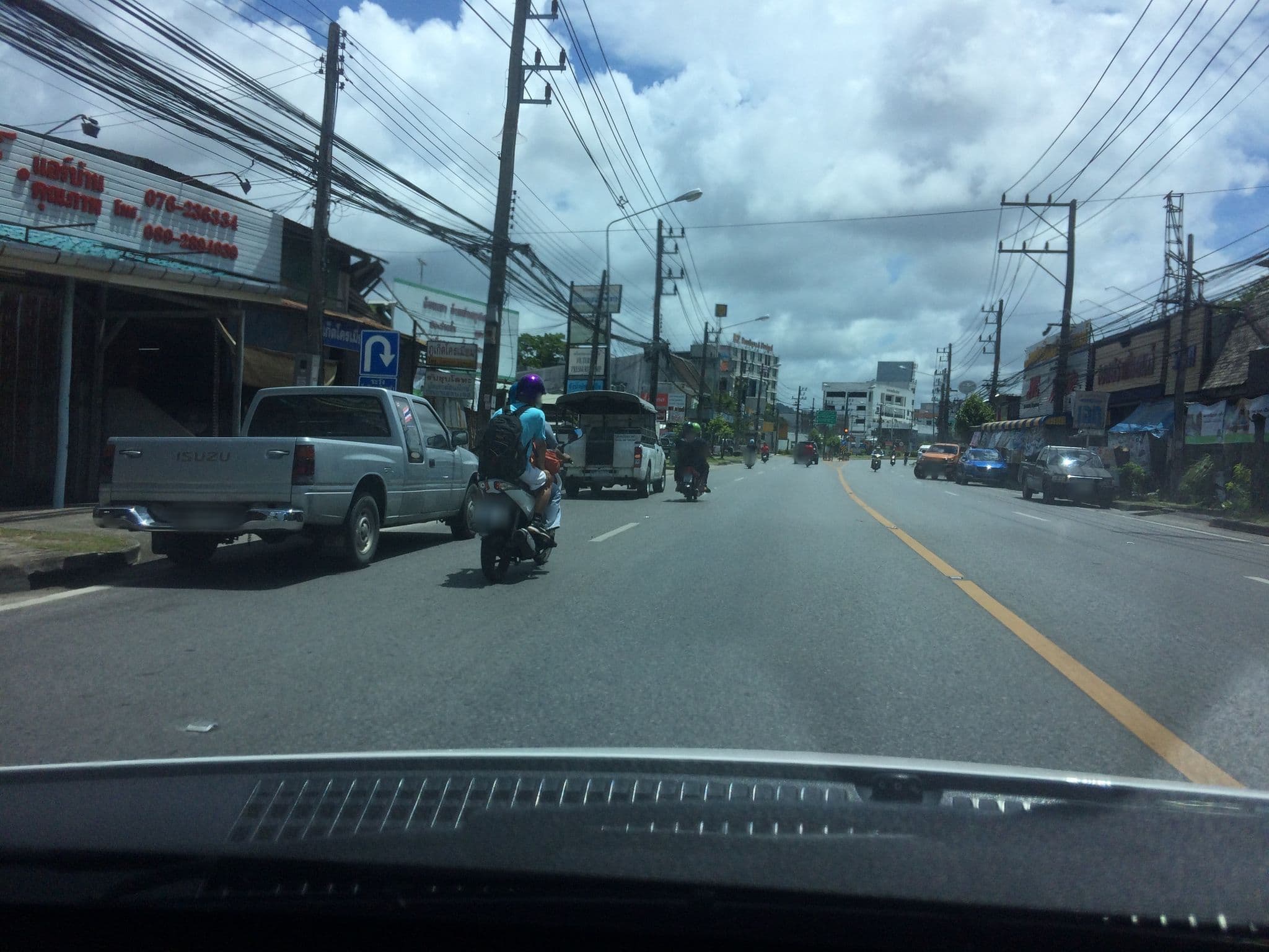 Street view near Na Rommai Resort Hotel, Wichit — © pik (CC BY-SA · Mapillary)