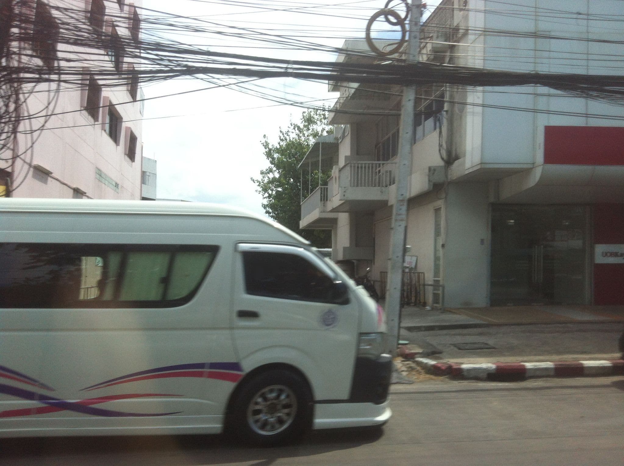 Street view near La Pino Hotel, Songkhla — © e5150 (CC BY-SA · Mapillary)
